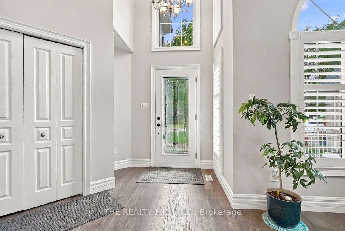 Photo 5 of 47 Greyrock Crescent, London, East A — HOMEH