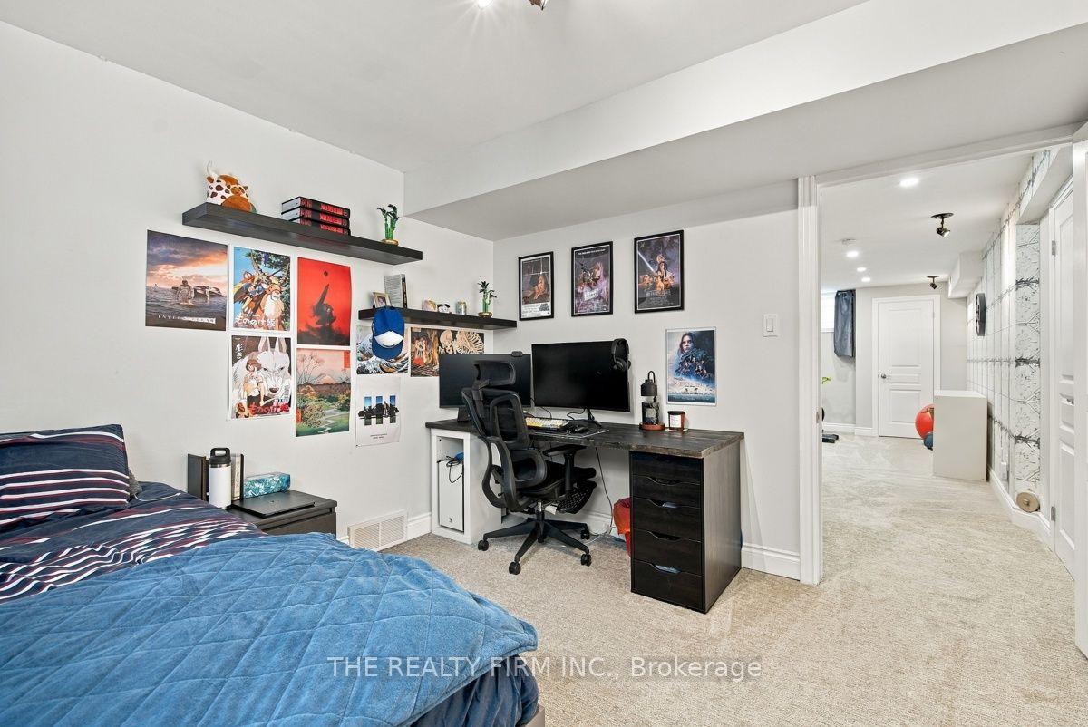 Photo 35 of 47 Greyrock Crescent, London, East A — HOMEH