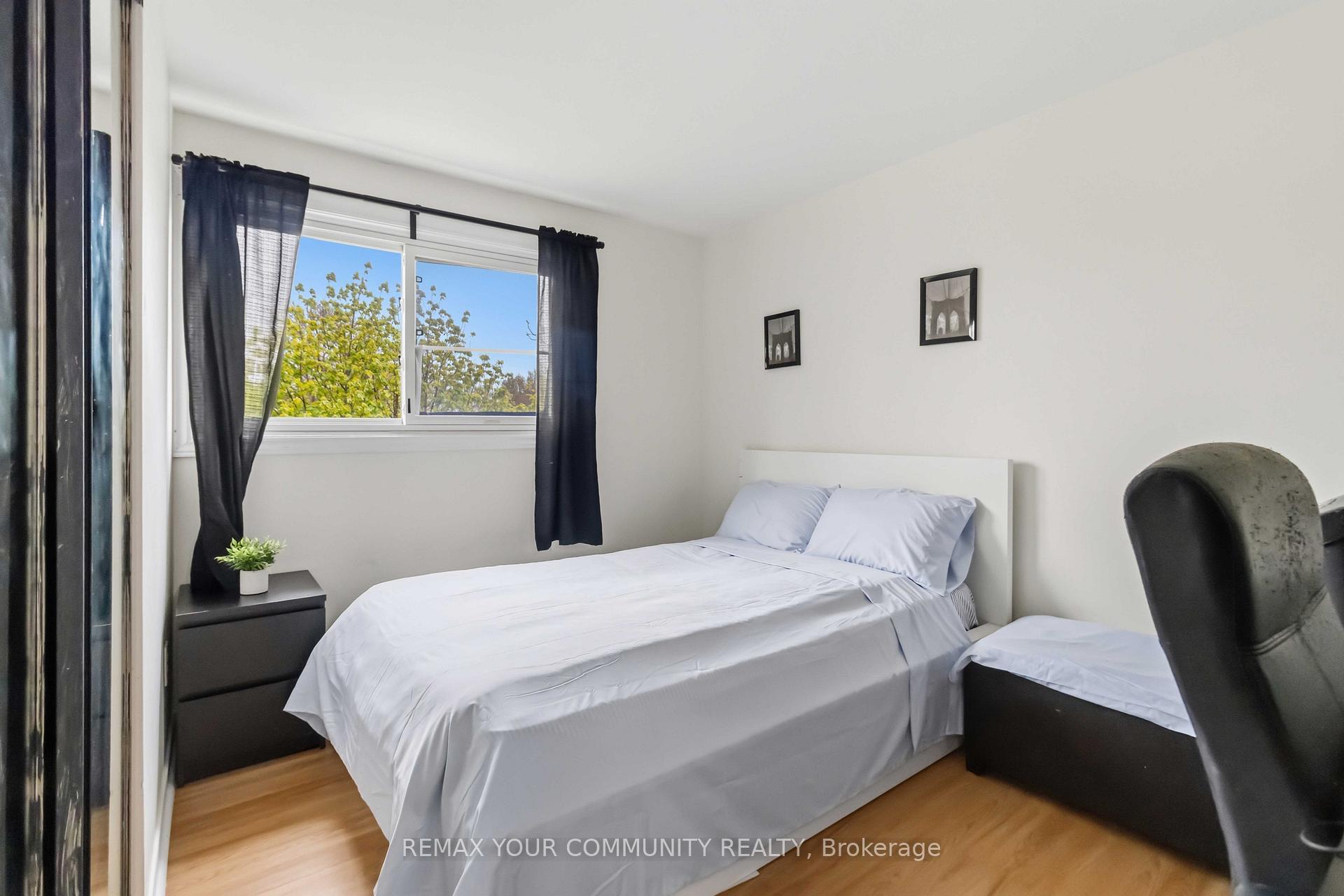 Photo 19 of 11 Grantbrook Court, Brampton, Northgate — HOMEH