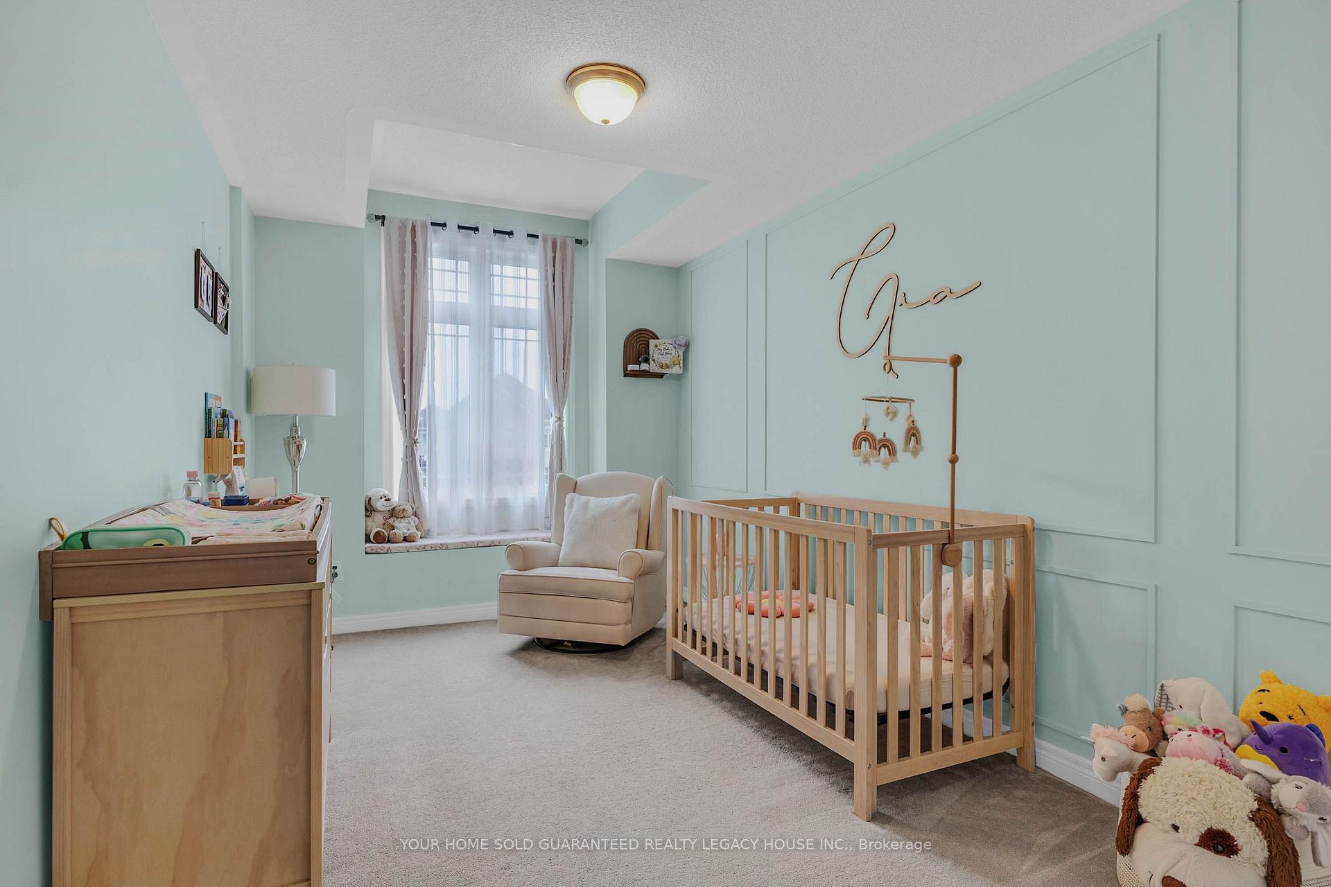 Photo 19 of 40 Weaver Terrace, New Tecumseth, Tottenham — HOMEH