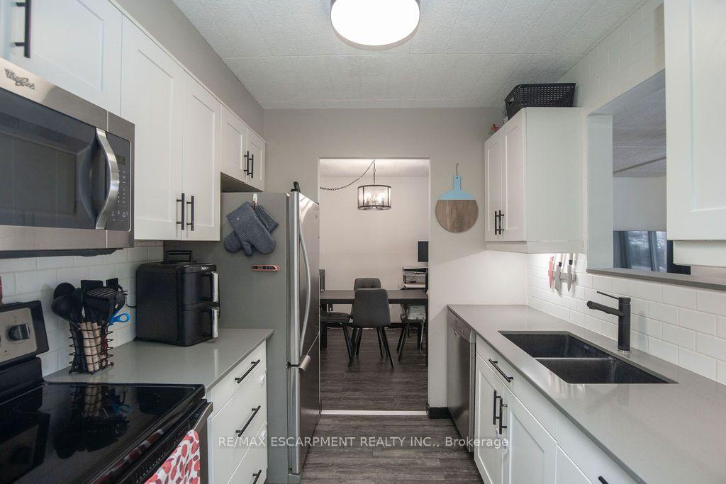 Photo 5 of Unit 110, 71 Vanier Drive, Kitchener, Vanier - Kitchener — HOMEH