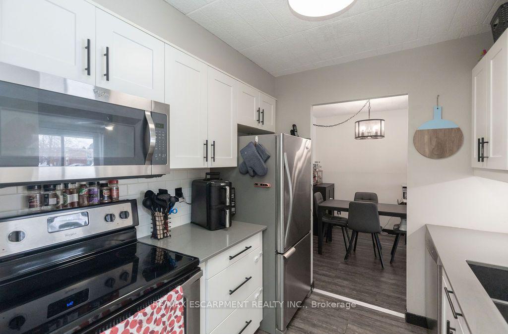 Photo 6 of Unit 110, 71 Vanier Drive, Kitchener, Vanier - Kitchener — HOMEH