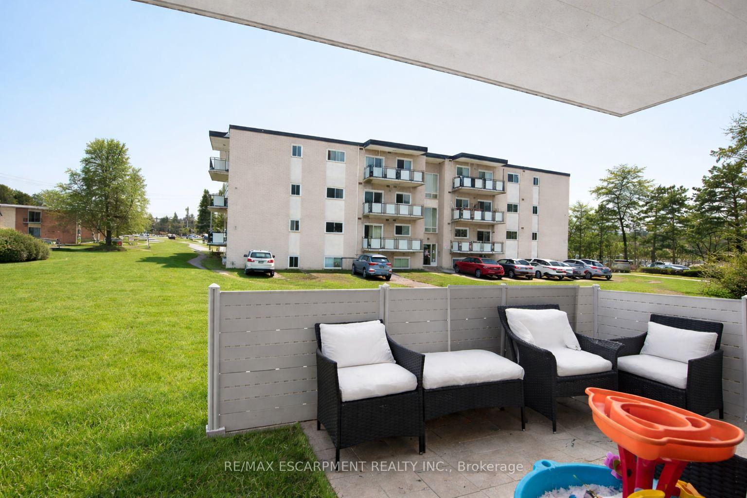 Photo 10 of Unit 110, 71 Vanier Drive, Kitchener, Vanier - Kitchener — HOMEH