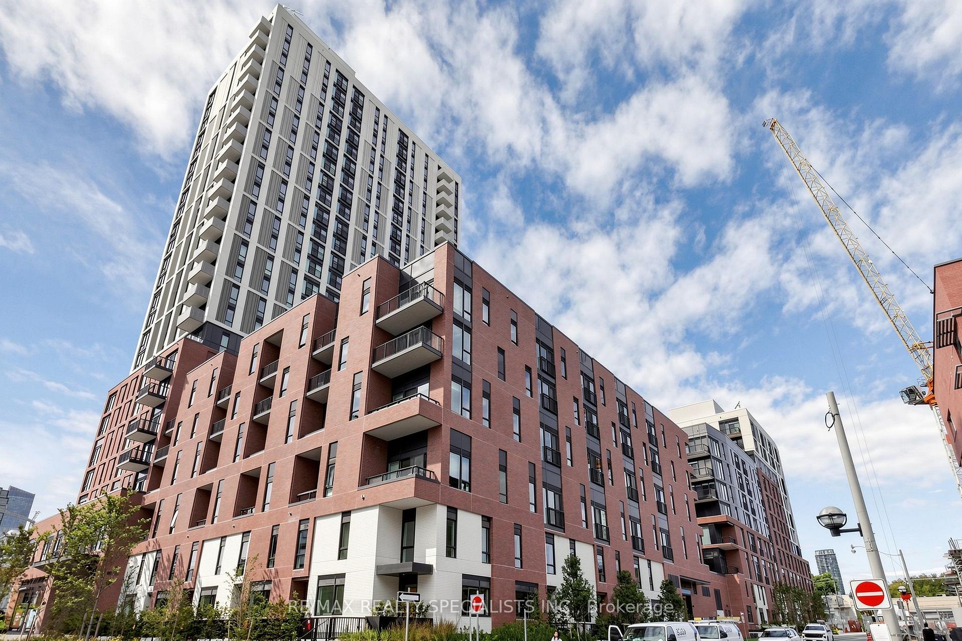 Front of Unit 221, 30 Dreamers Way