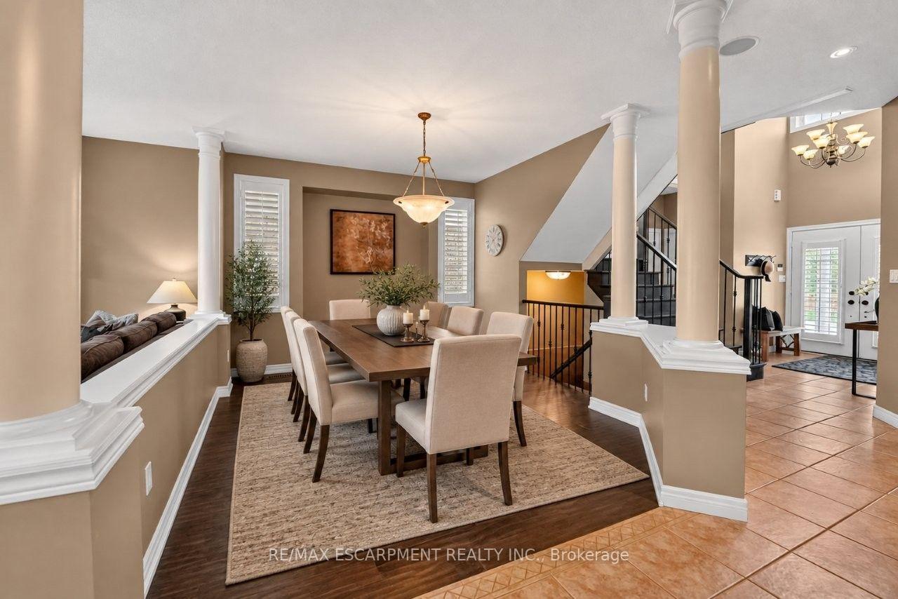 Photo 6 of 123 Moorland Crescent, Hamilton, Meadowlands — HOMEH