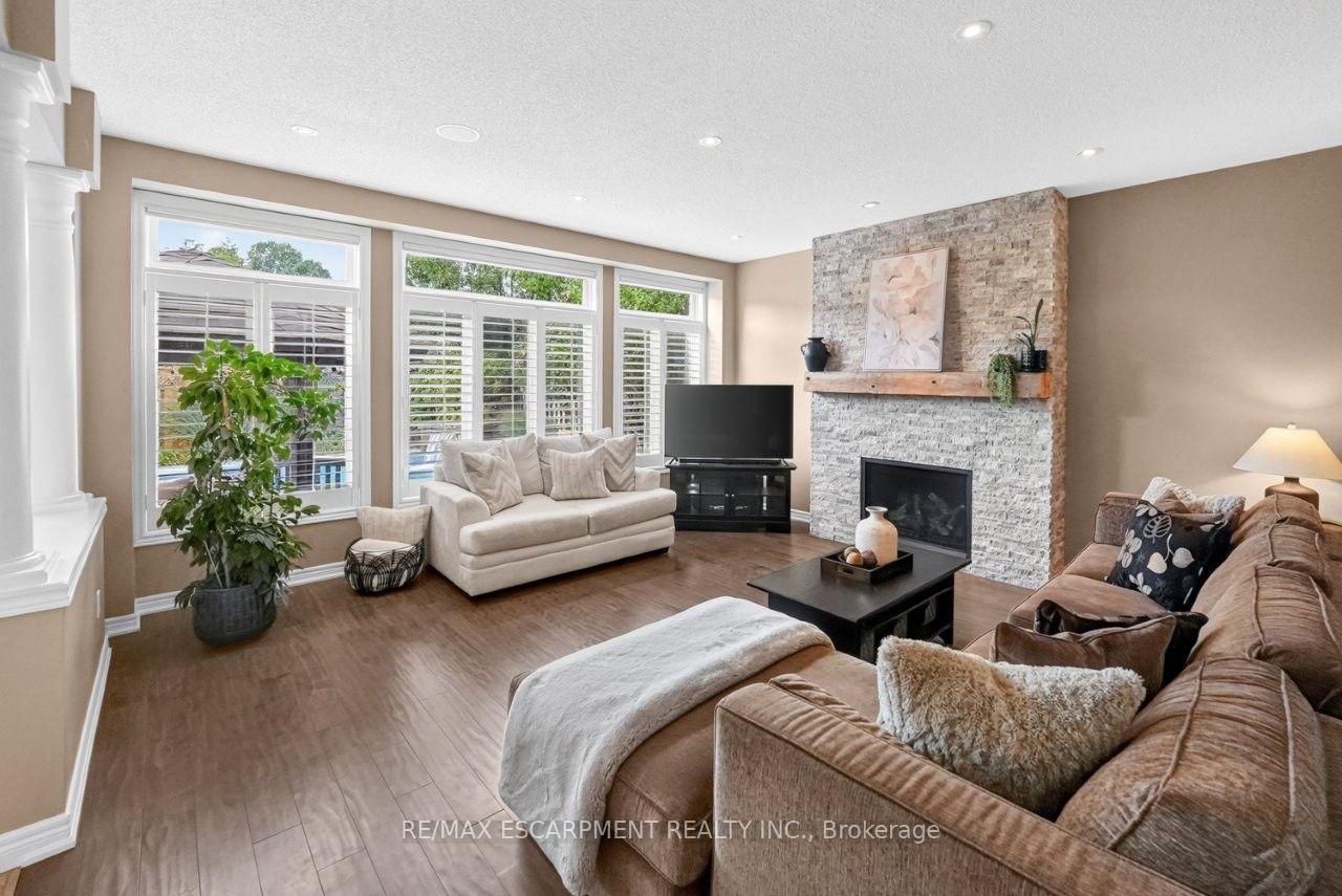 Photo 7 of 123 Moorland Crescent, Hamilton, Meadowlands — HOMEH