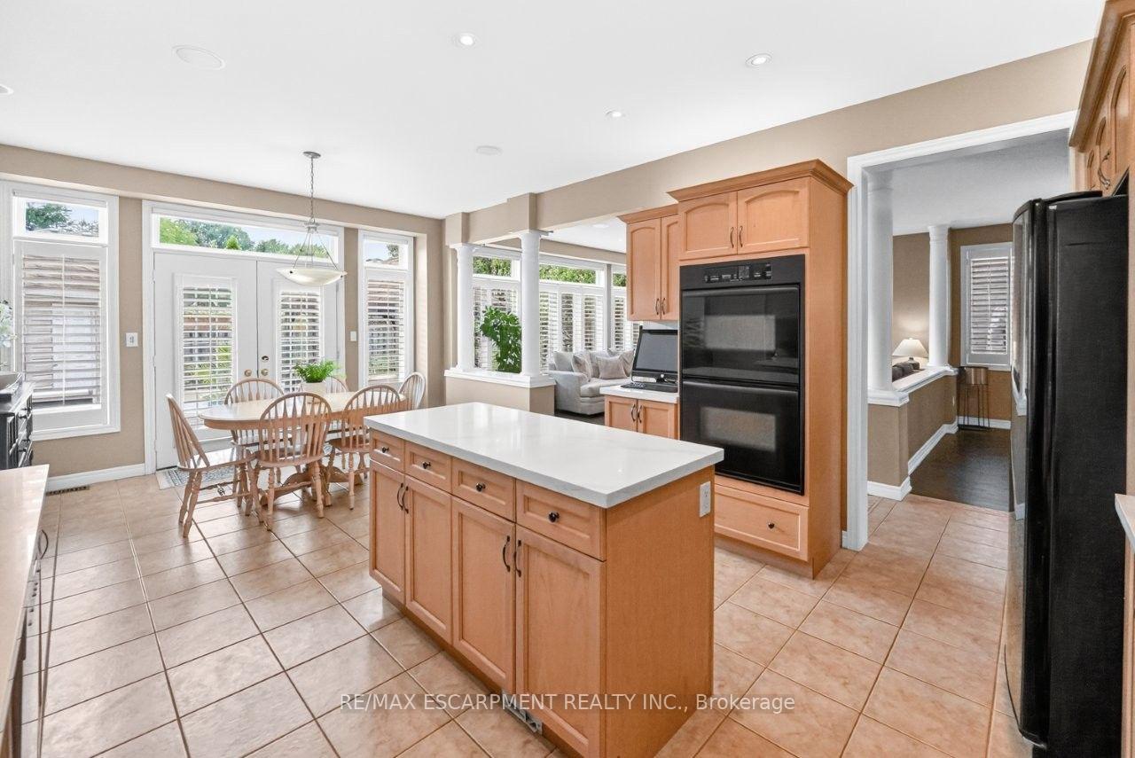 Photo 13 of 123 Moorland Crescent, Hamilton, Meadowlands — HOMEH
