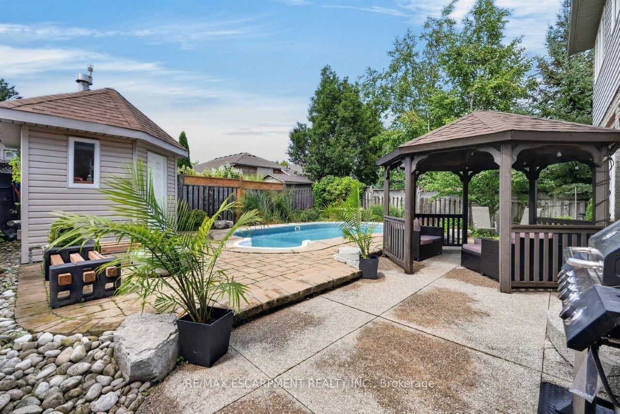 Photo 32 of 123 Moorland Crescent, Hamilton, Meadowlands — HOMEH