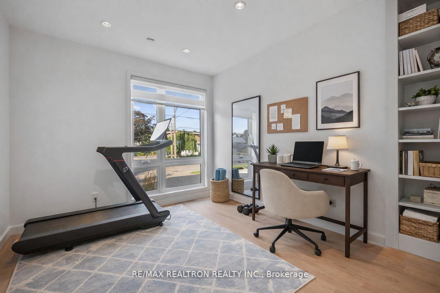Photo 7 of 240 Maxwell Street, North York, Bathurst Manor — HOMEH