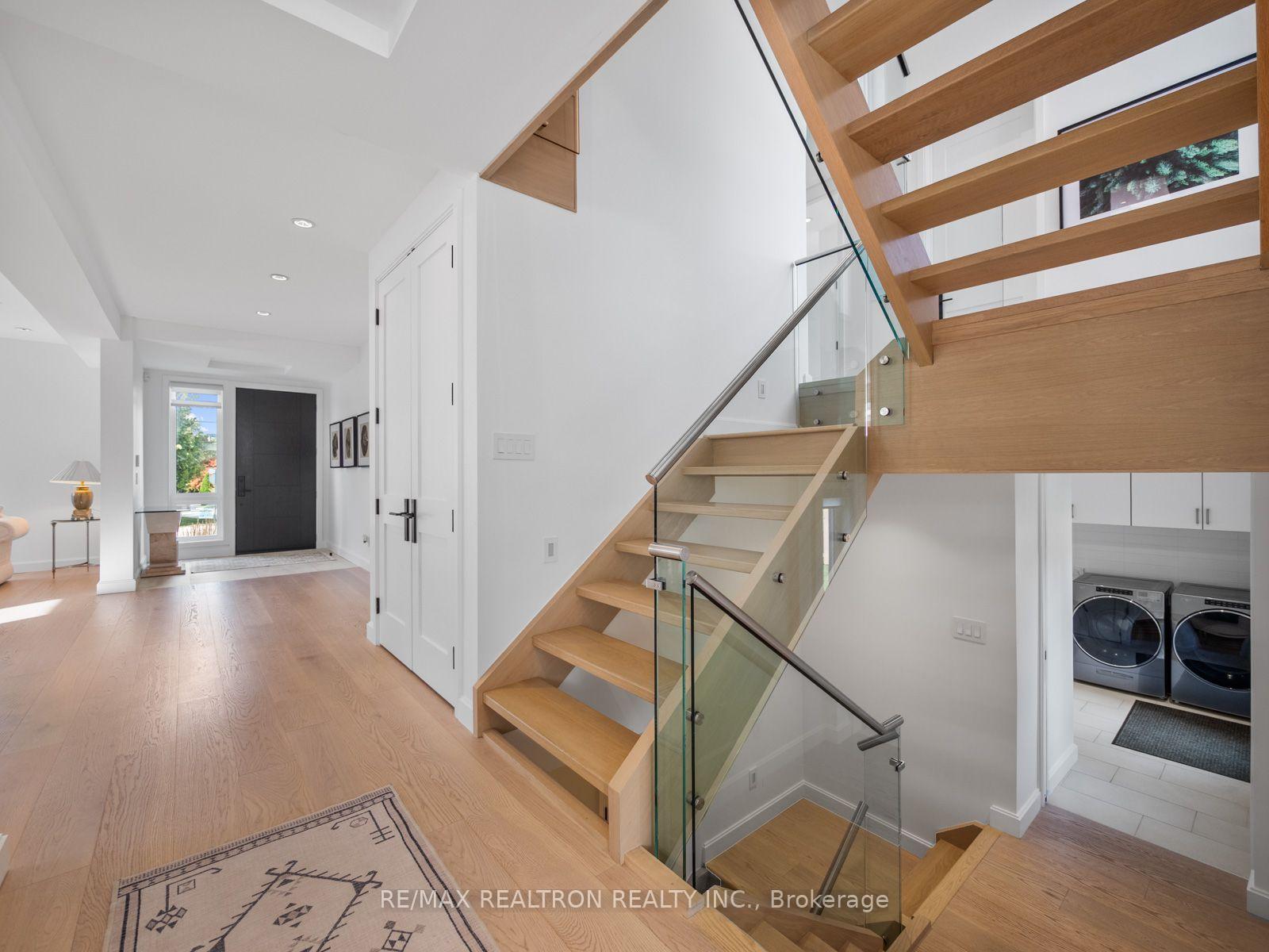 Photo 14 of 240 Maxwell Street, North York, Bathurst Manor — HOMEH