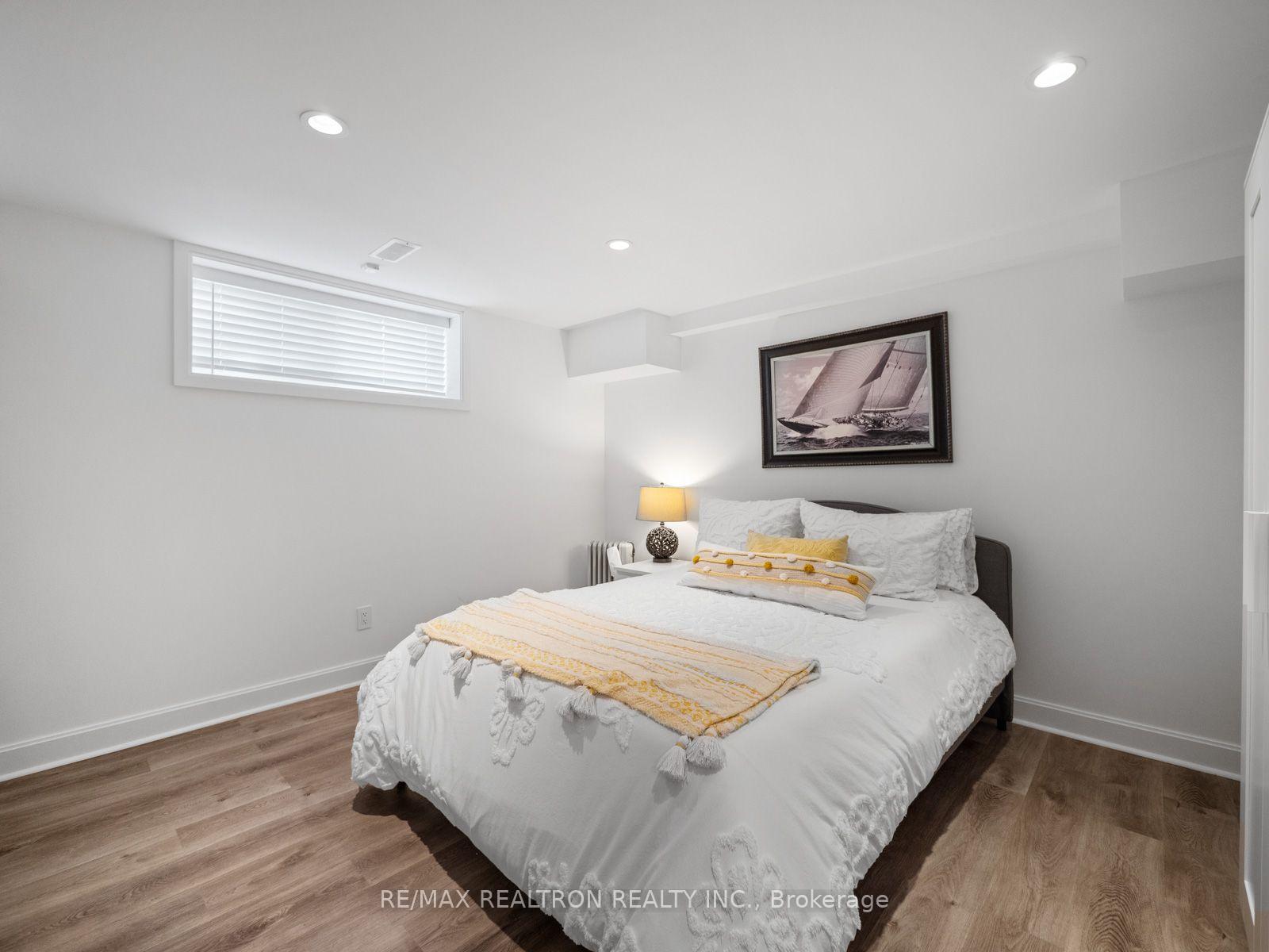 Photo 28 of 240 Maxwell Street, North York, Bathurst Manor — HOMEH