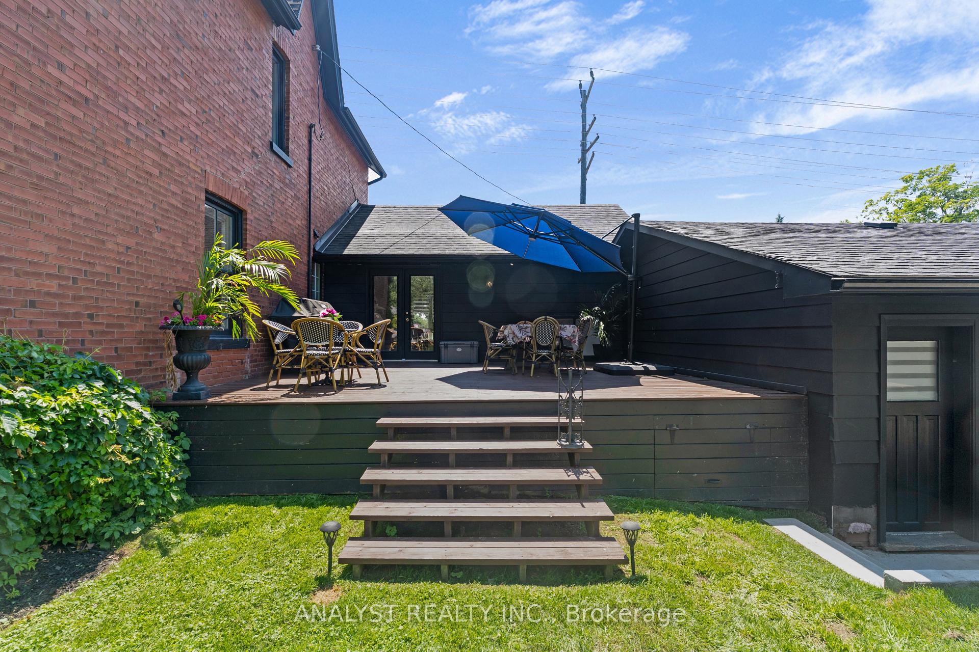 Photo 44 of 20 King Street S, Innisfil, Cookstown — HOMEH