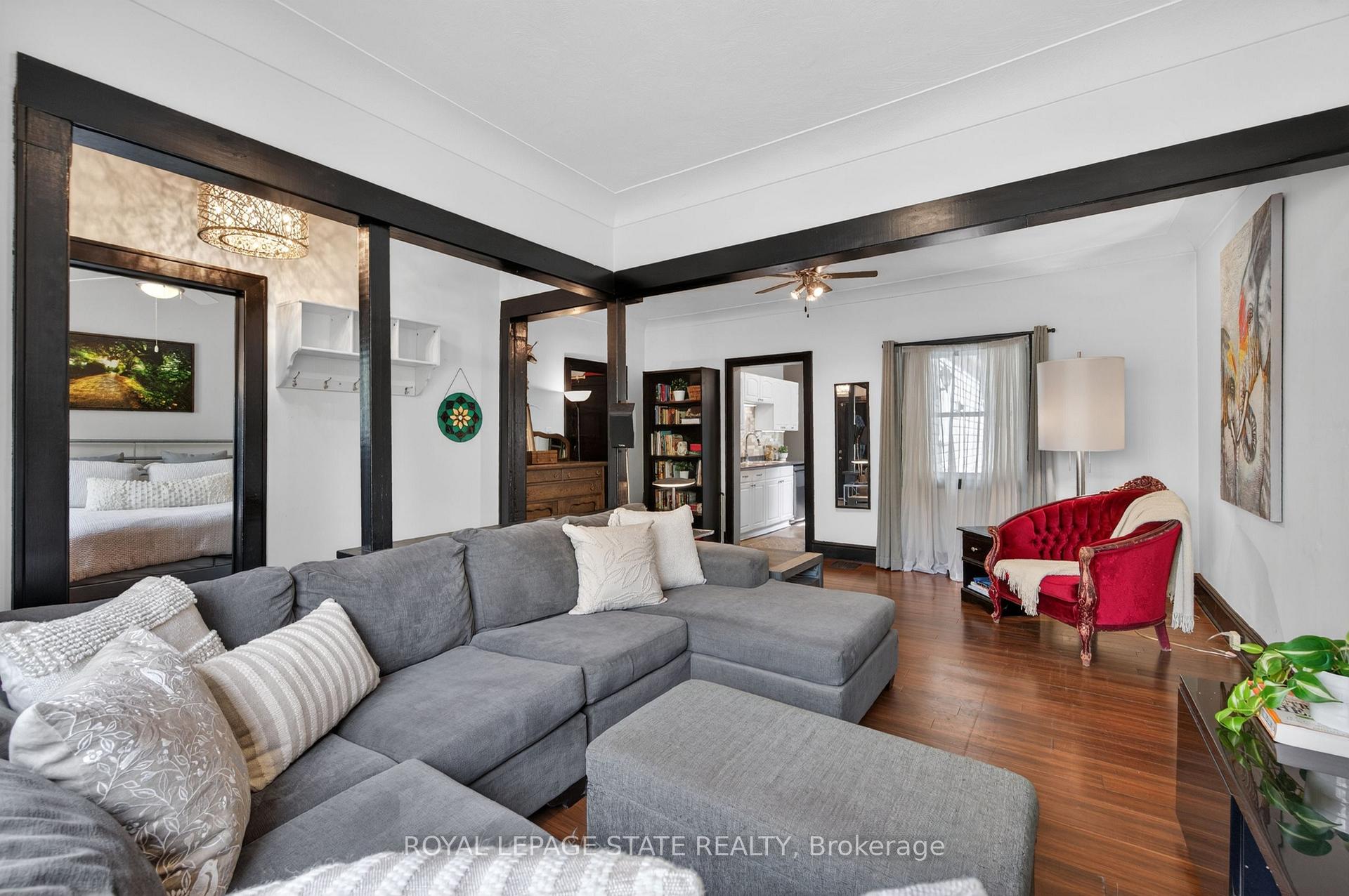 Photo 7 of 147 Strachan Street E, Hamilton, North End — HOMEH
