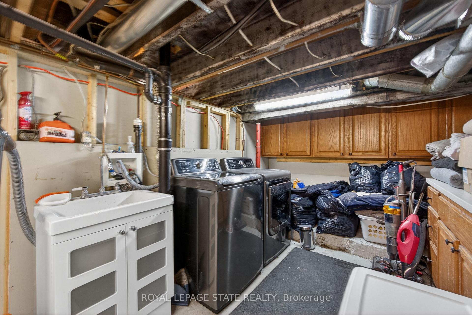 Photo 22 of 147 Strachan Street E, Hamilton, North End — HOMEH
