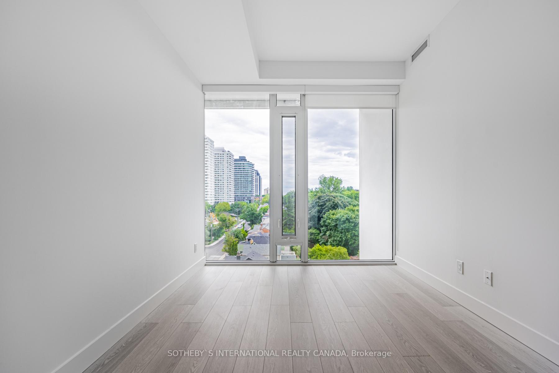 Photo 4 of Unit 907, 5 Soudan Avenue, Toronto, Mount Pleasant West — HOMEH