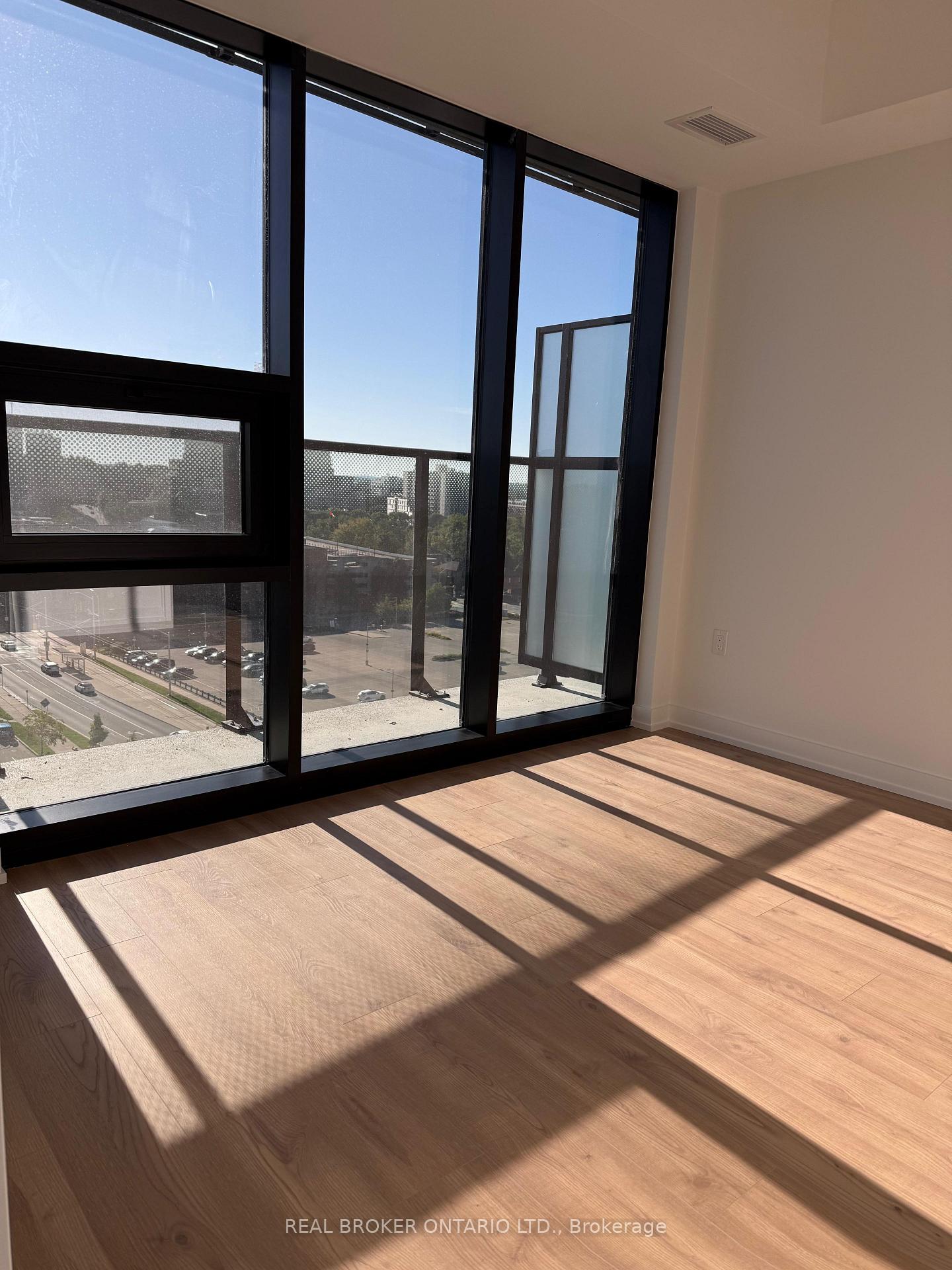 Photo 10 of Unit 1107, 30 Francis Street S, Kitchener, City Commercial Core — HOMEH