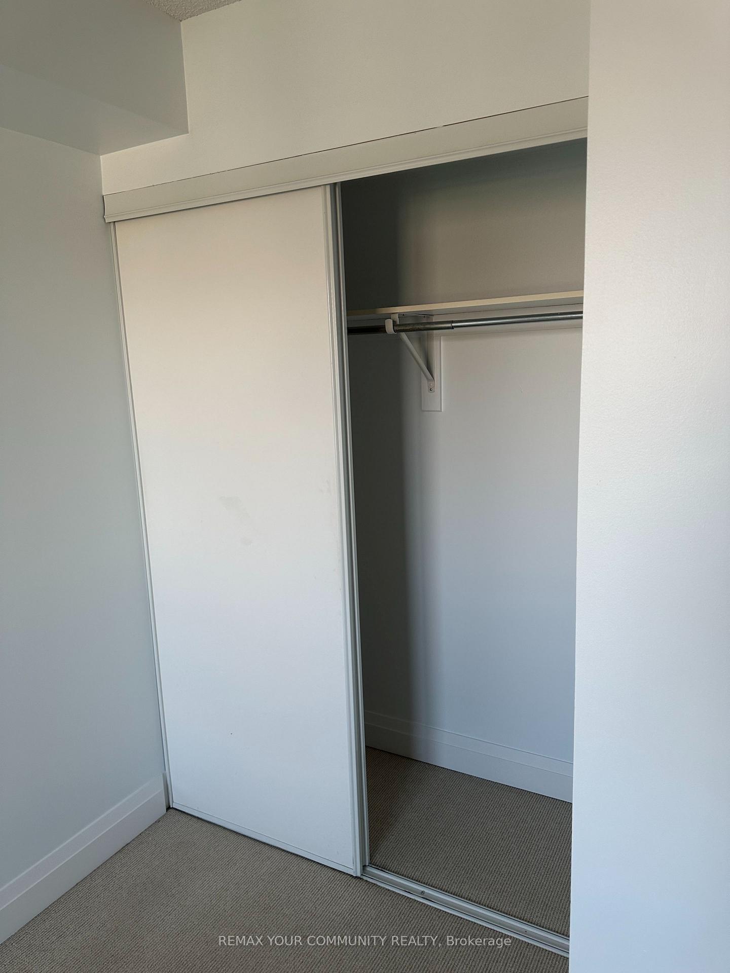 Photo 10 of Unit 406, 30 North Park Road, Vaughan, Beverley Glen — HOMEH
