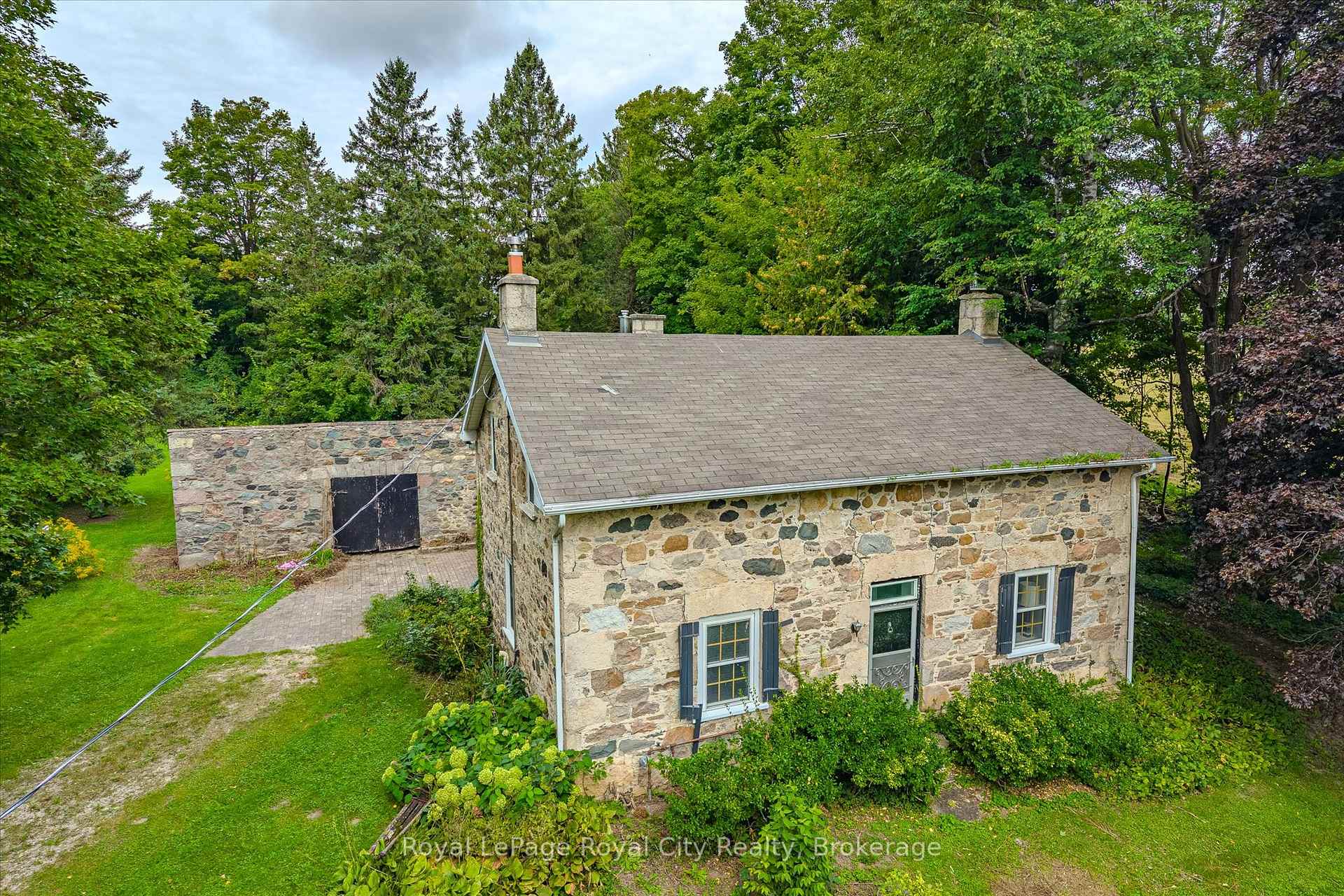 Photo 2 of 5512 Township Rd 3, Guelph/Eramosa, Rural Guelph/Eramosa West — HOMEH