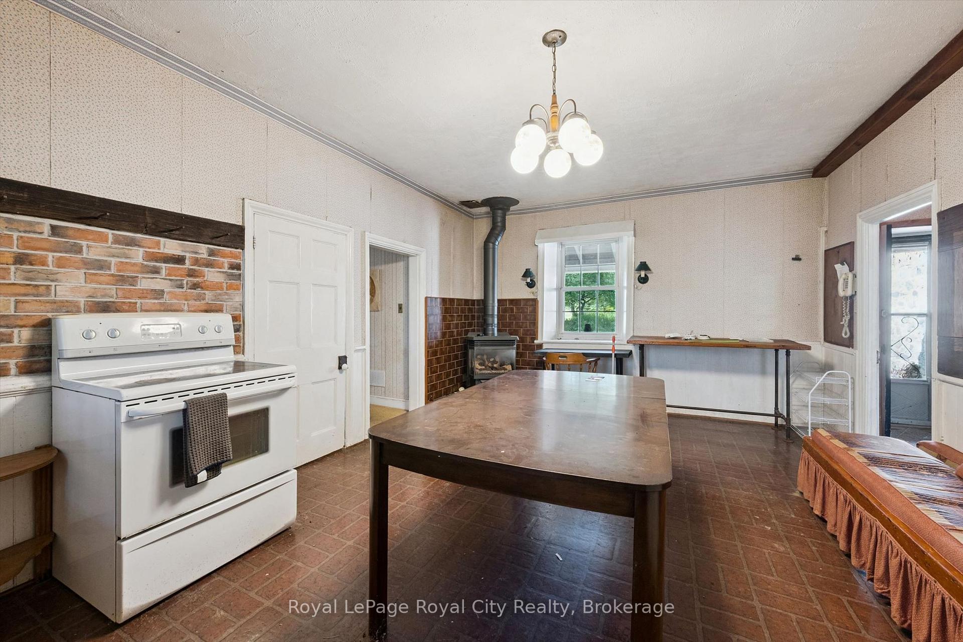 Photo 11 of 5512 Township Rd 3, Guelph/Eramosa, Rural Guelph/Eramosa West — HOMEH