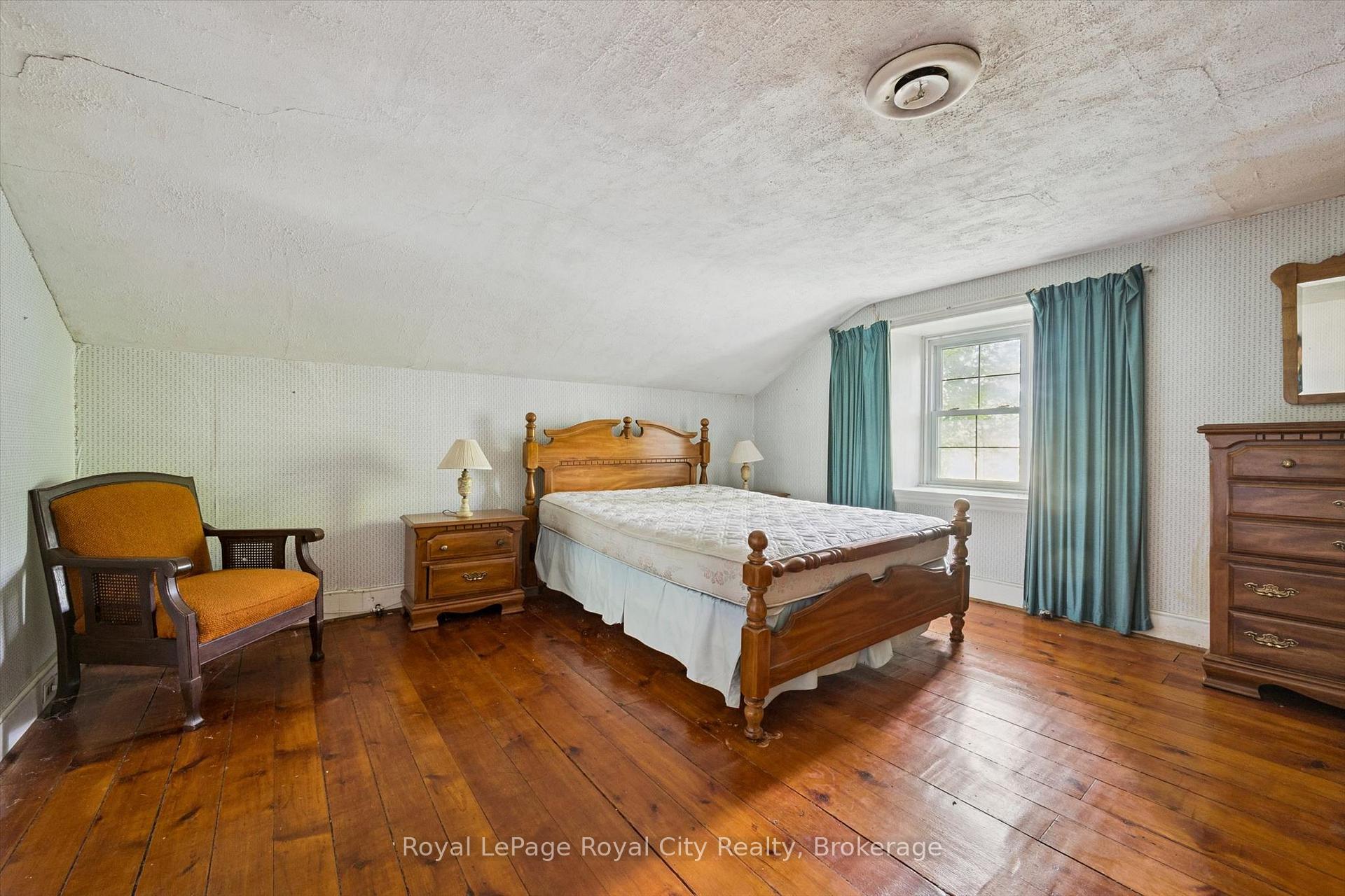 Photo 13 of 5512 Township Rd 3, Guelph/Eramosa, Rural Guelph/Eramosa West — HOMEH