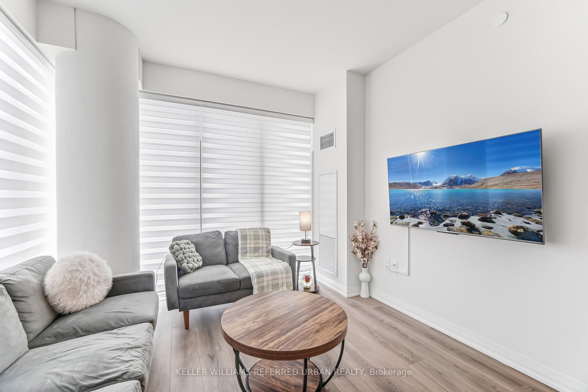 Photo 4 of Unit 1115, 9000 Jane Street, Vaughan, Maple — HOMEH