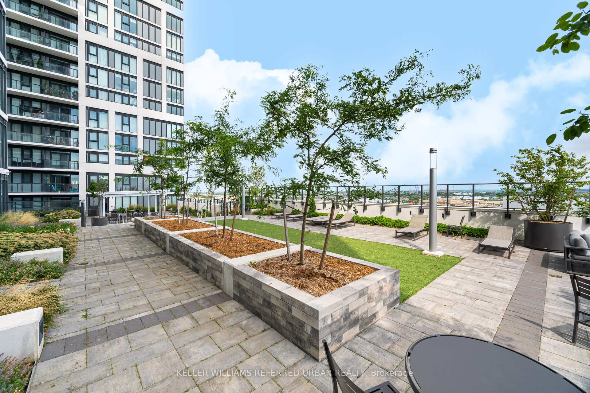 Photo 17 of Unit 1115, 9000 Jane Street, Vaughan, Maple — HOMEH