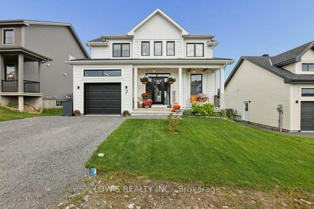 Photo 3 of 7 Arber Street, Champlain, Vankleek Hill — HOMEH