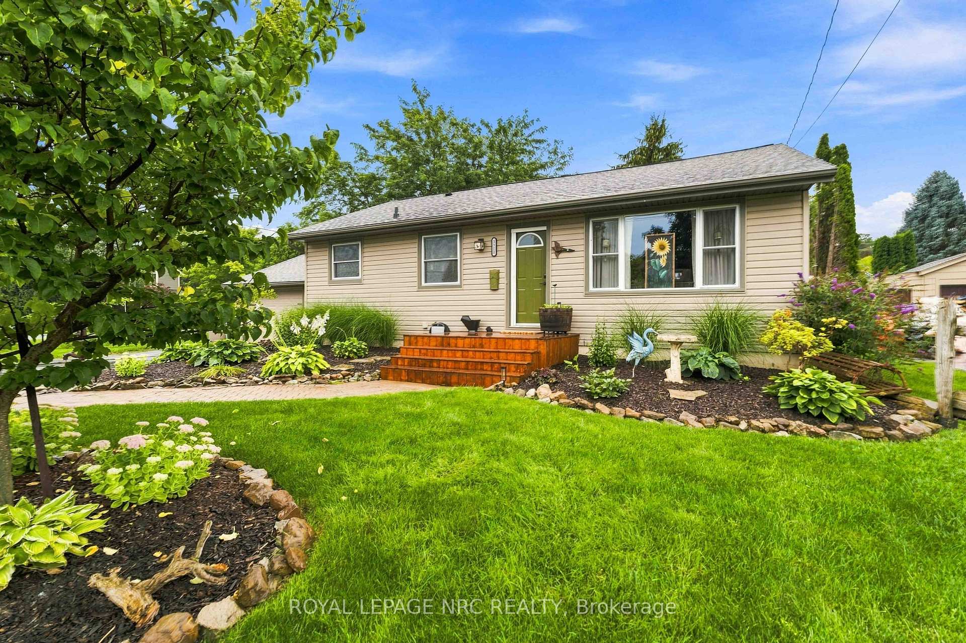 Photo 2 of 3302 Vine Street, Lincoln, Lincoln-Jordan/Vineland — HOMEH
