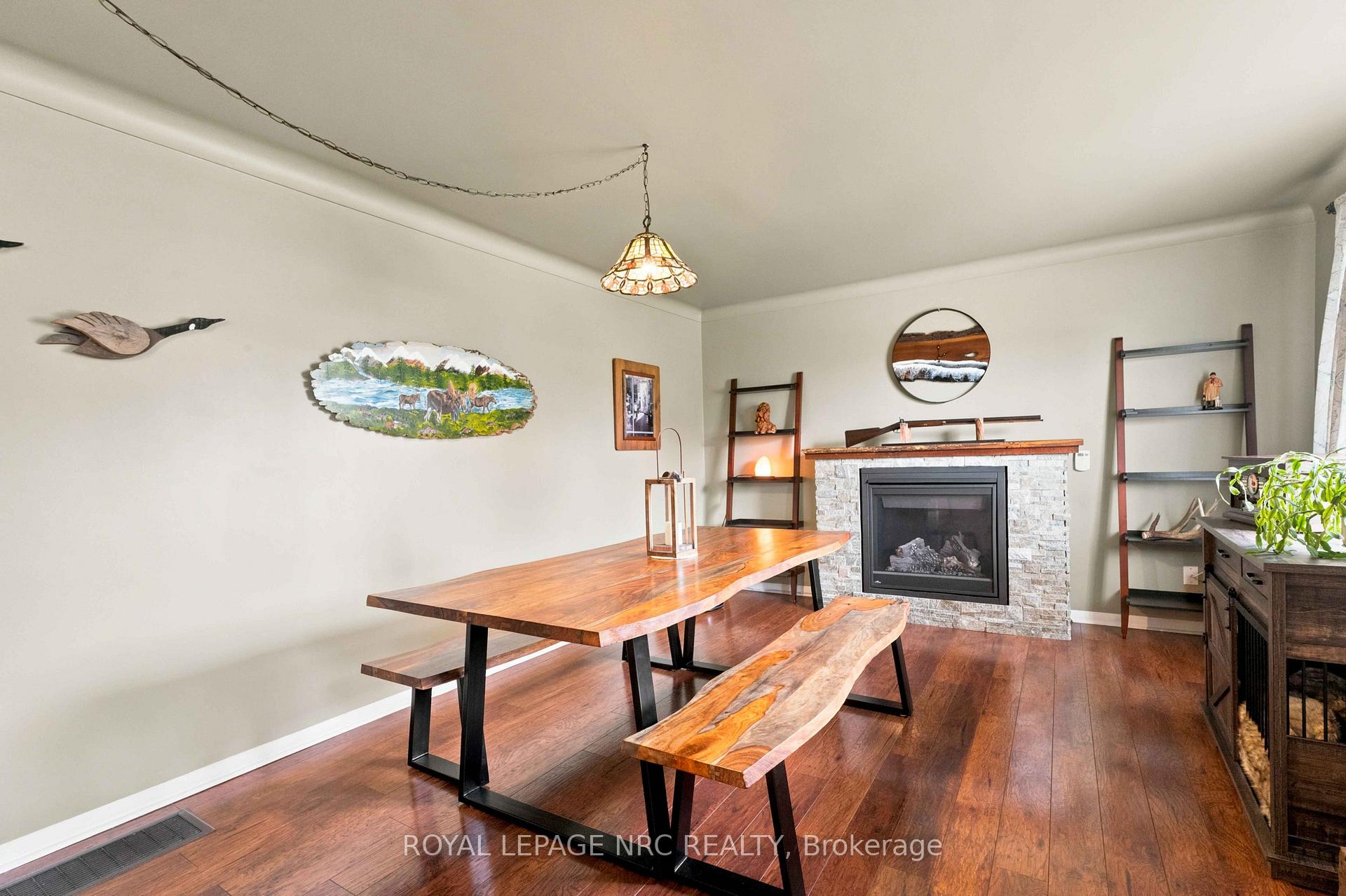 Photo 12 of 3302 Vine Street, Lincoln, Lincoln-Jordan/Vineland — HOMEH