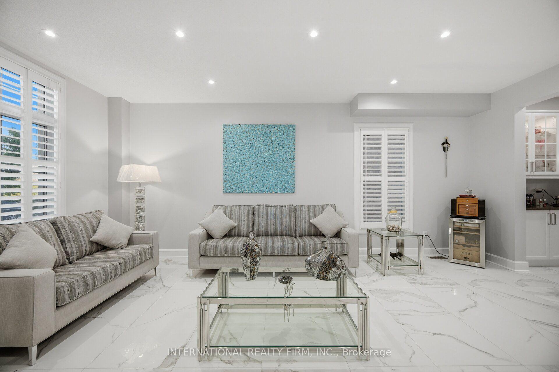Photo 6 of 84 Fred Young Drive, North York, Downsview-Roding-CFB — HOMEH