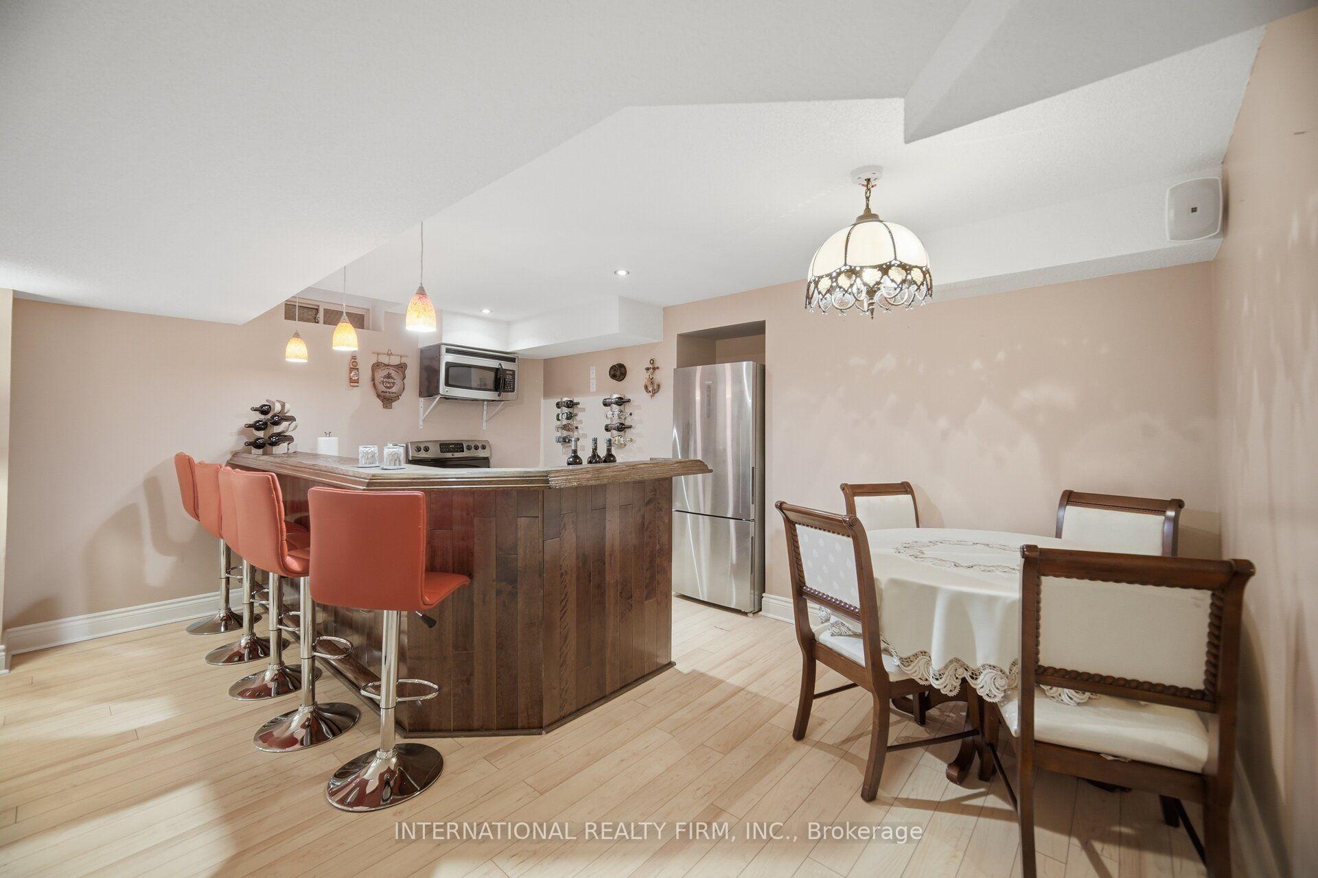 Photo 33 of 84 Fred Young Drive, North York, Downsview-Roding-CFB — HOMEH
