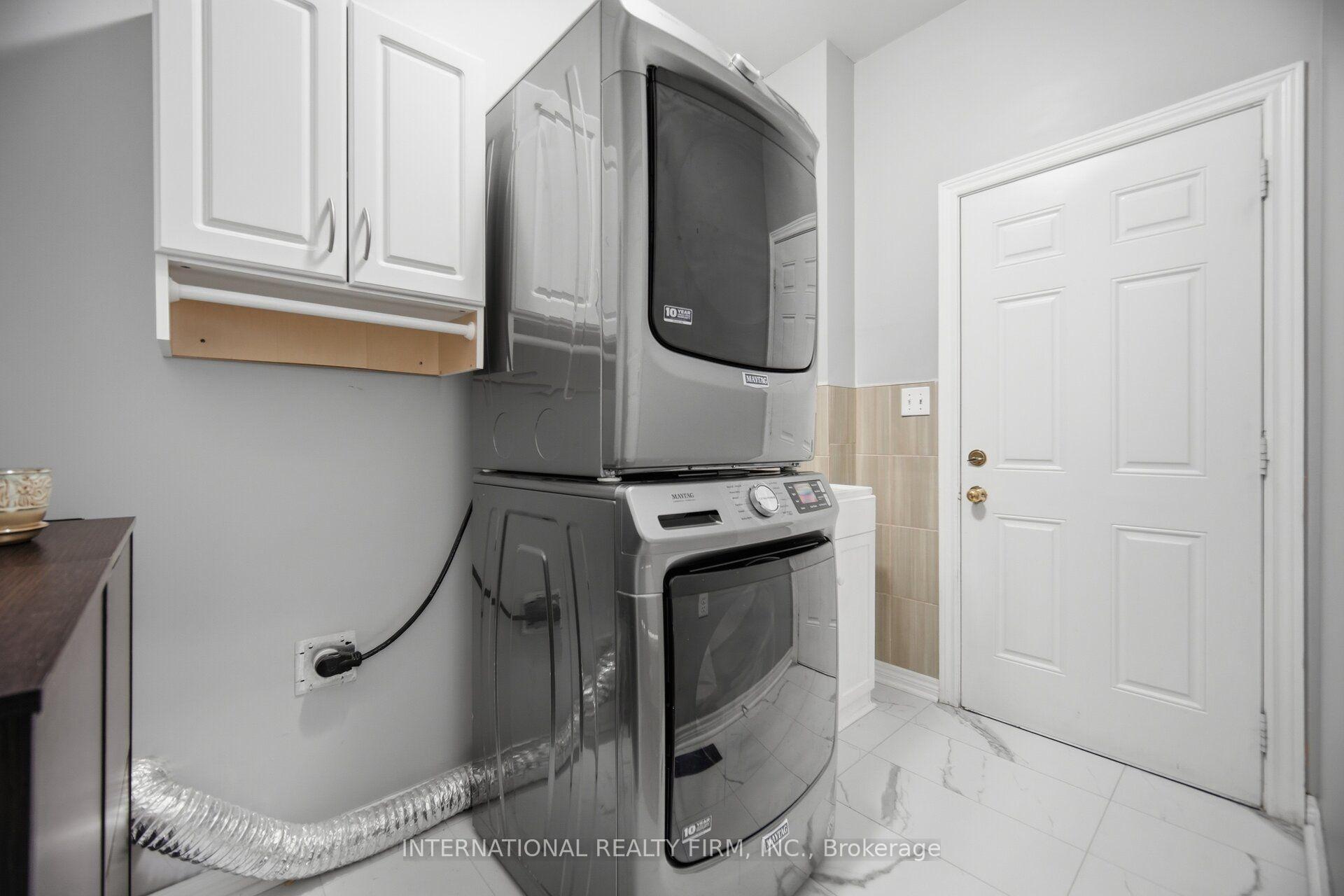 Photo 38 of 84 Fred Young Drive, North York, Downsview-Roding-CFB — HOMEH