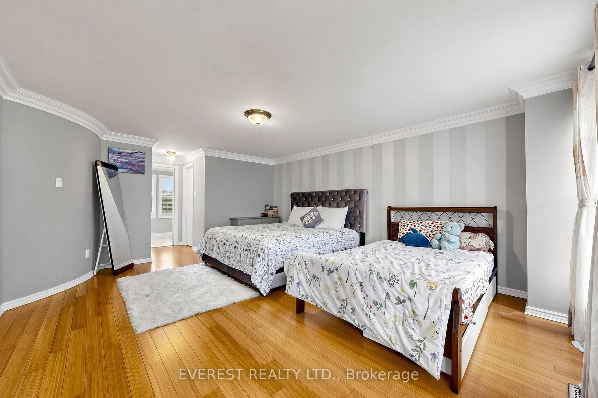 Photo 20 of 7 Tarlton Court, Vaughan, Brownridge — HOMEH