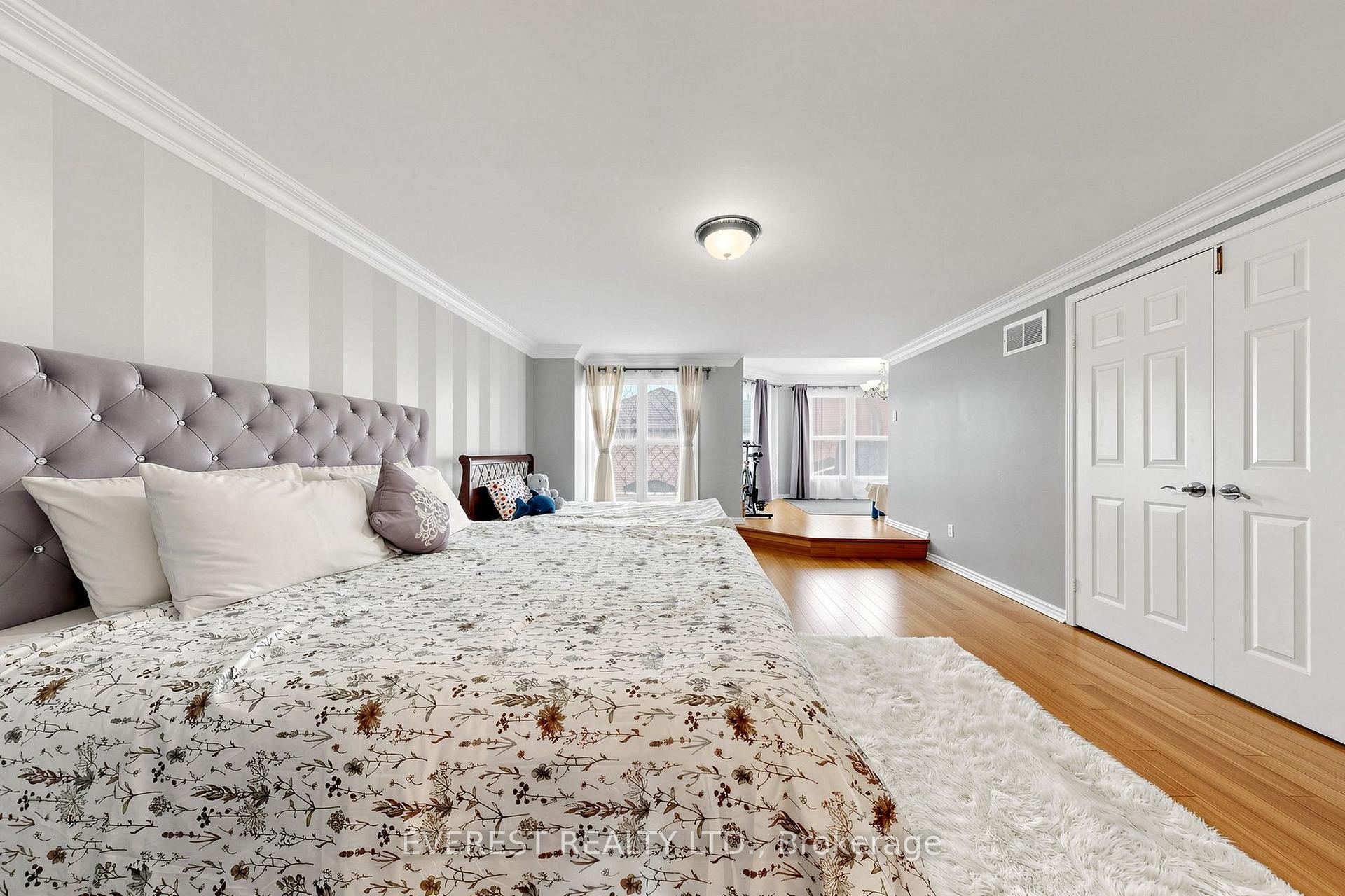 Photo 22 of 7 Tarlton Court, Vaughan, Brownridge — HOMEH