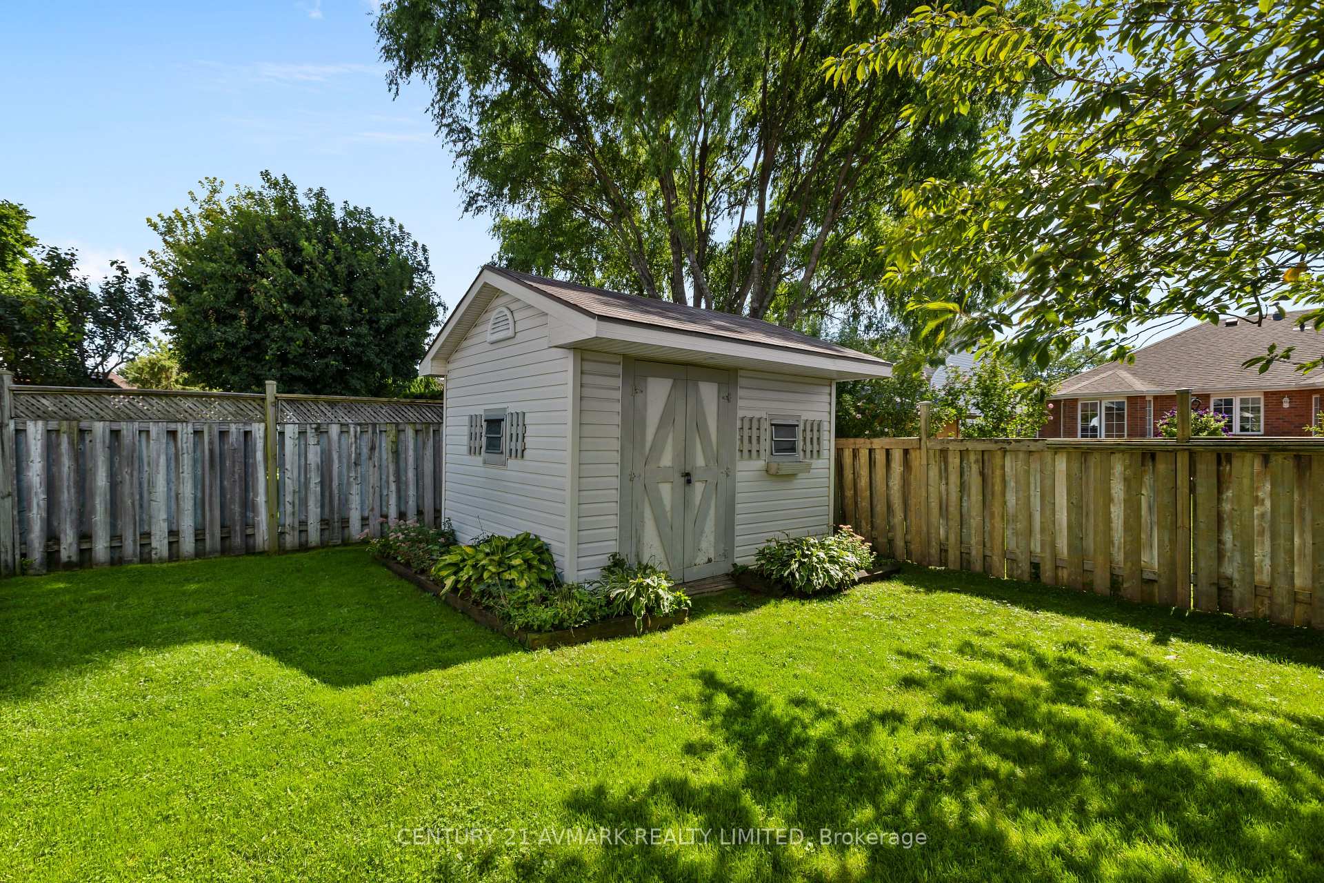 Photo 31 of 65 Wellandvale Drive, Welland, N. Welland — HOMEH