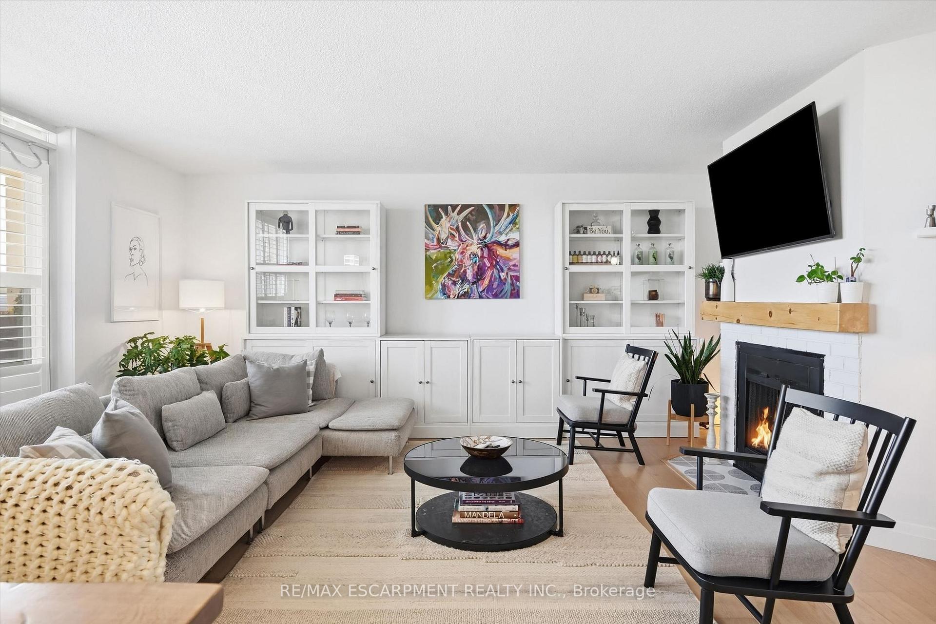 Photo of Unit 909, 700 Dynes Road