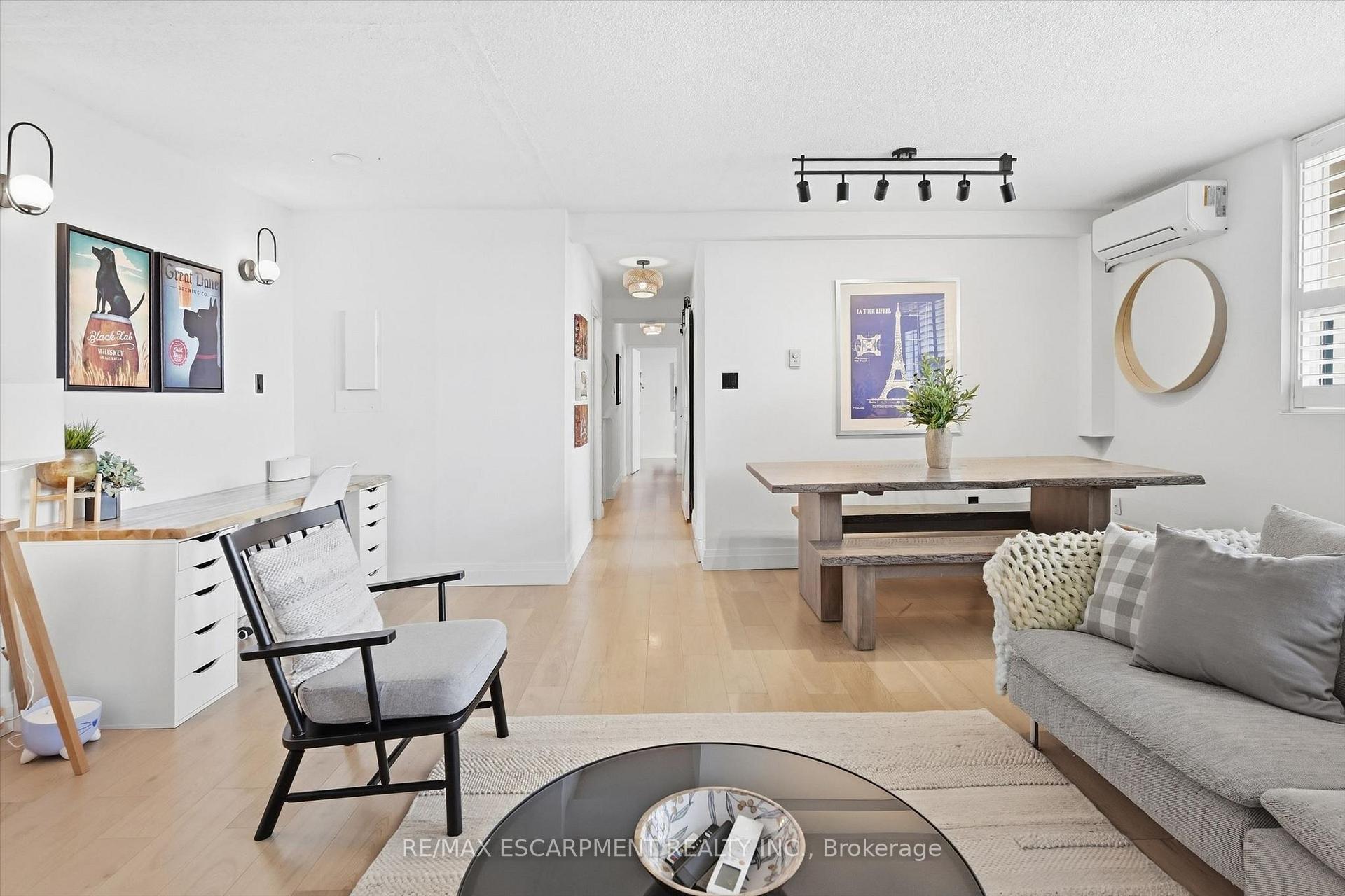 Photo 10 of Unit 909, 700 Dynes Road, Burlington, Roseland — HOMEH