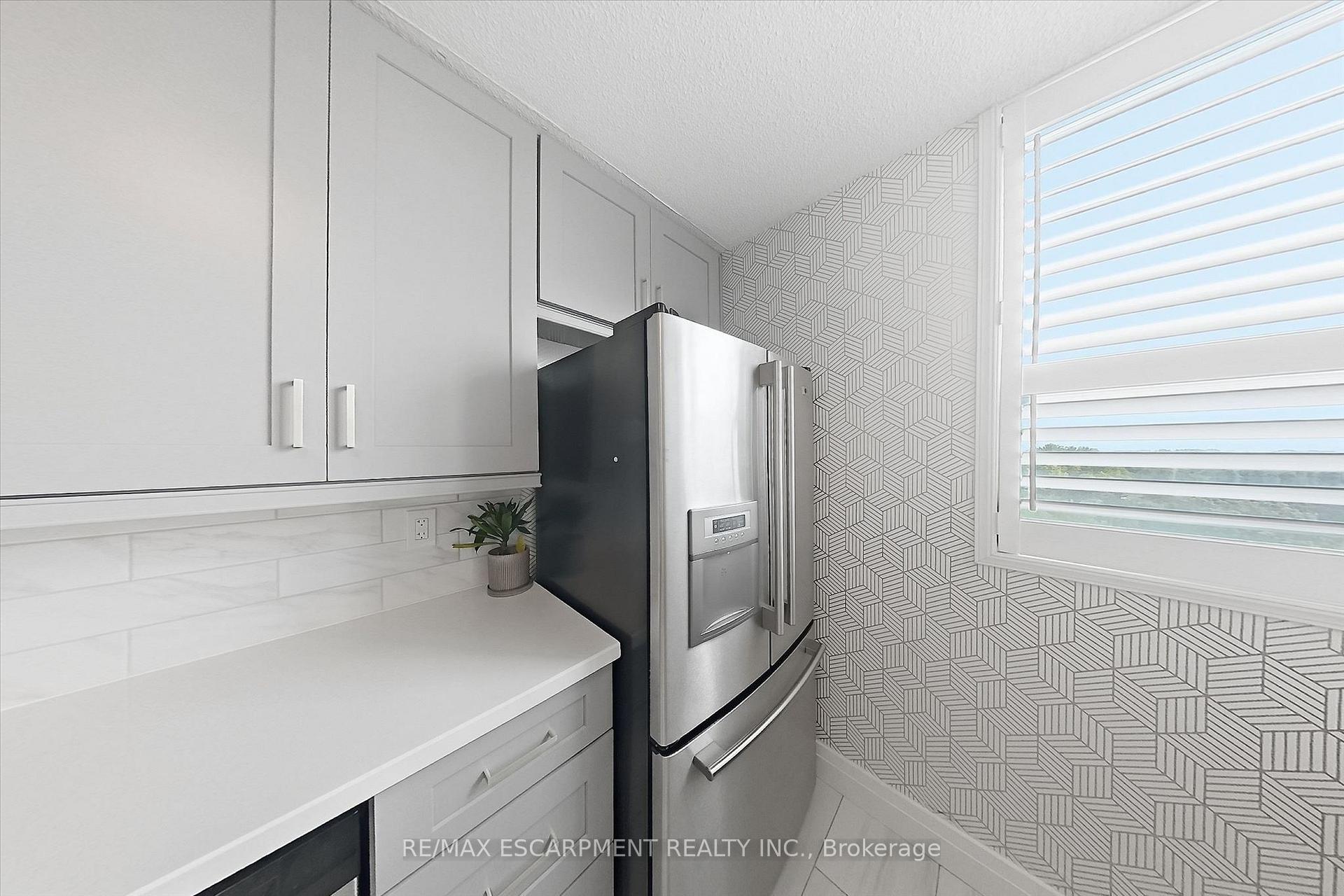 Photo 14 of Unit 909, 700 Dynes Road, Burlington, Roseland — HOMEH