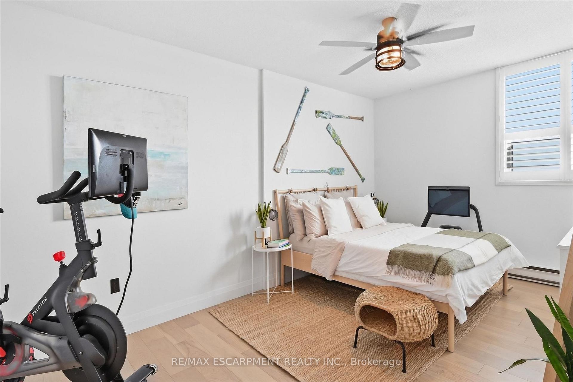 Photo 16 of Unit 909, 700 Dynes Road, Burlington, Roseland — HOMEH