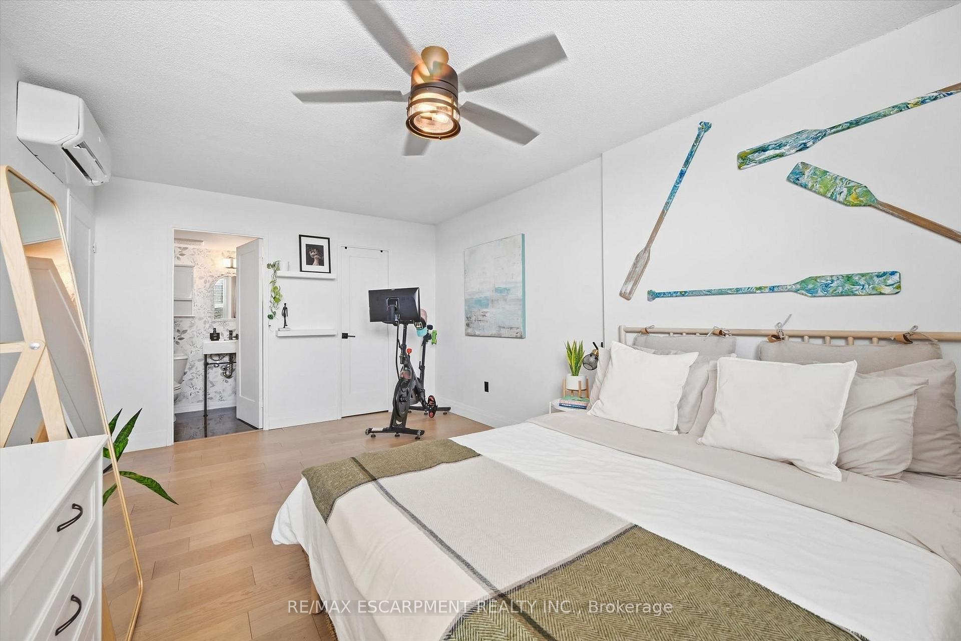 Photo 17 of Unit 909, 700 Dynes Road, Burlington, Roseland — HOMEH