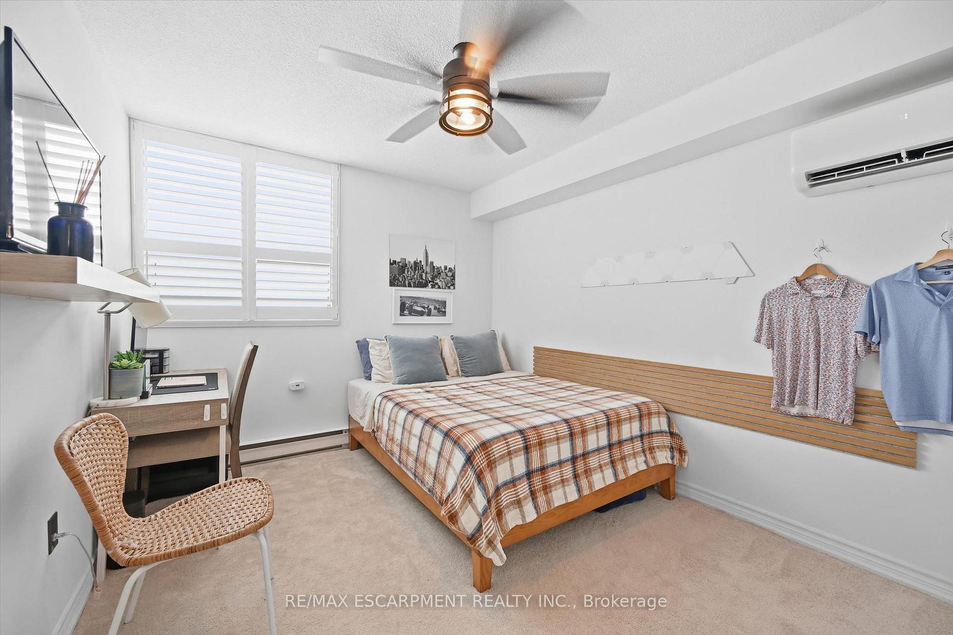 Photo 20 of Unit 909, 700 Dynes Road, Burlington, Roseland — HOMEH