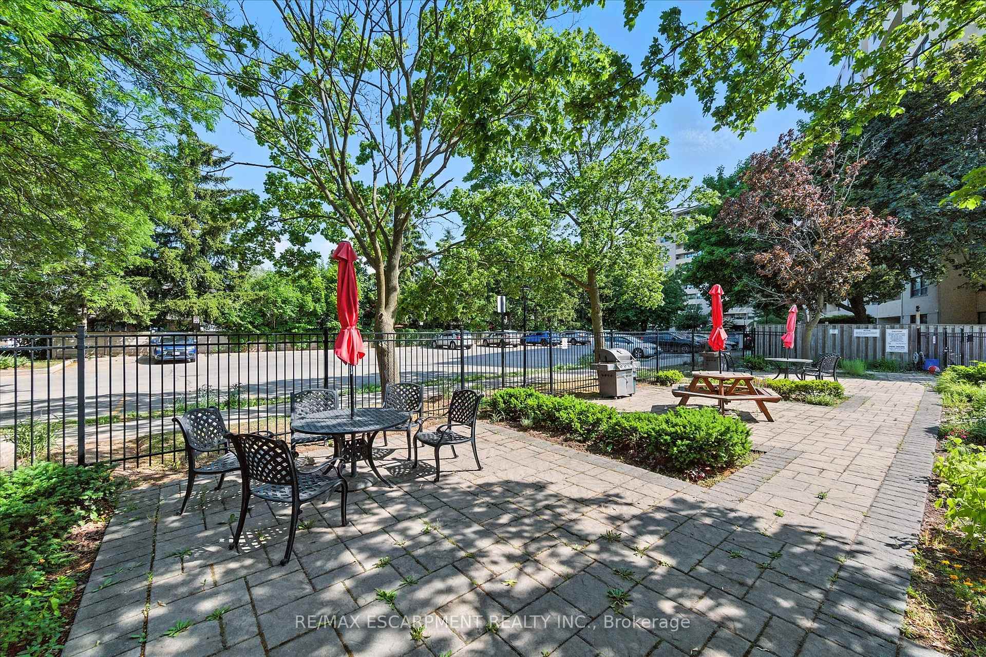 Photo 28 of Unit 909, 700 Dynes Road, Burlington, Roseland — HOMEH