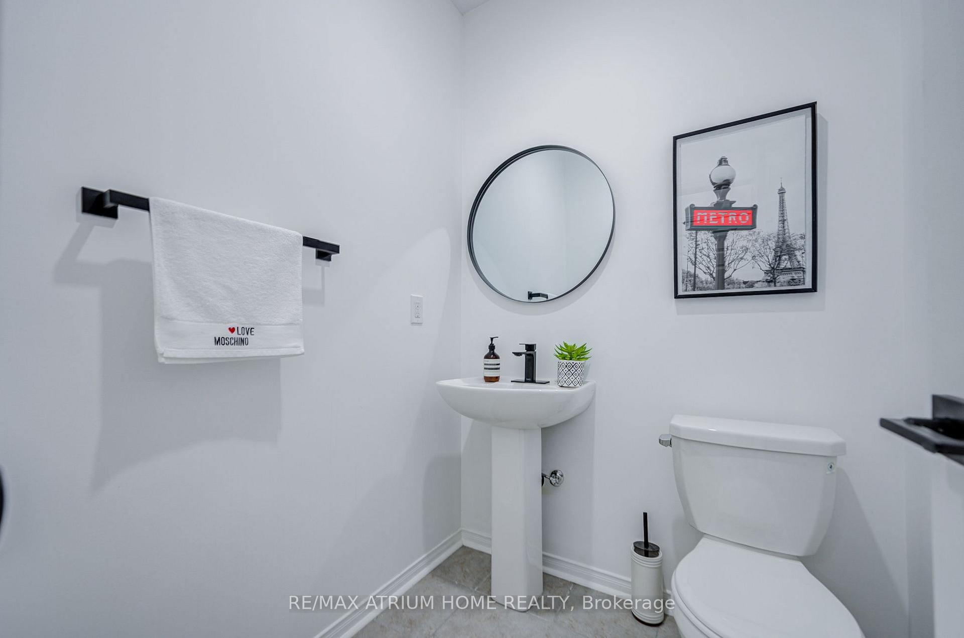 Photo 7 of 129 Hartney Drive, Richmond Hill, Rural Richmond Hill — HOMEH