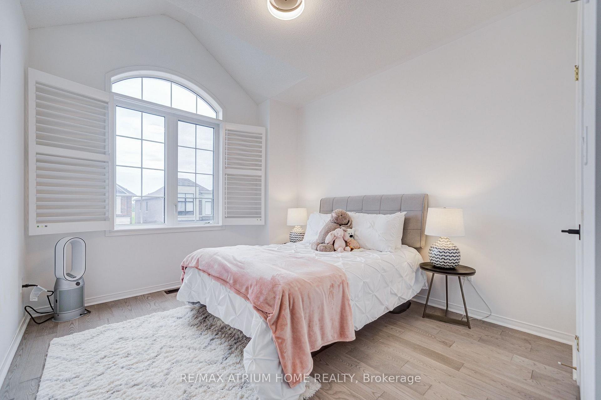 Photo 29 of 129 Hartney Drive, Richmond Hill, Rural Richmond Hill — HOMEH