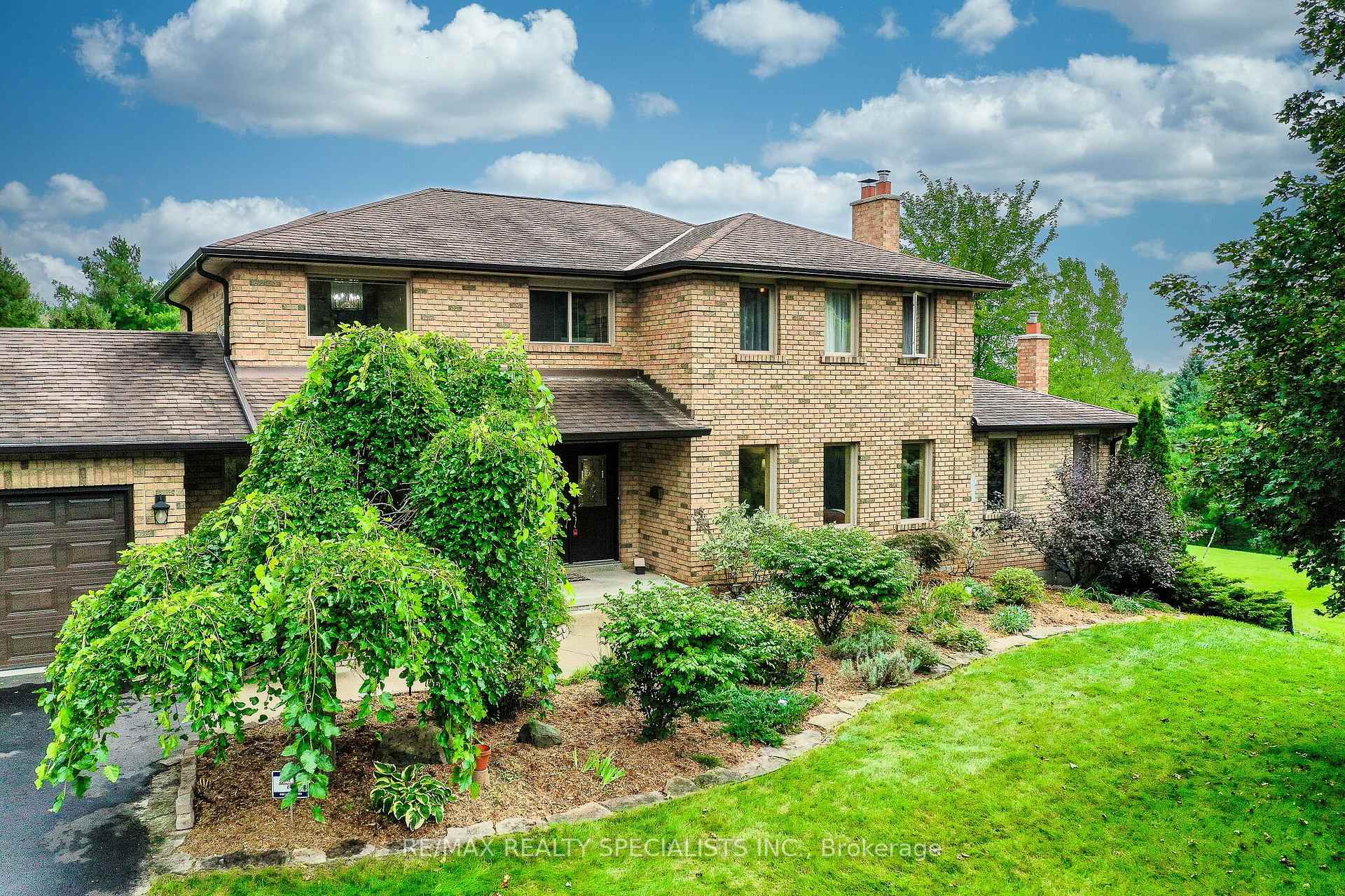Photo 2 of 44 George Crescent, Caledon, Caledon East — HOMEH
