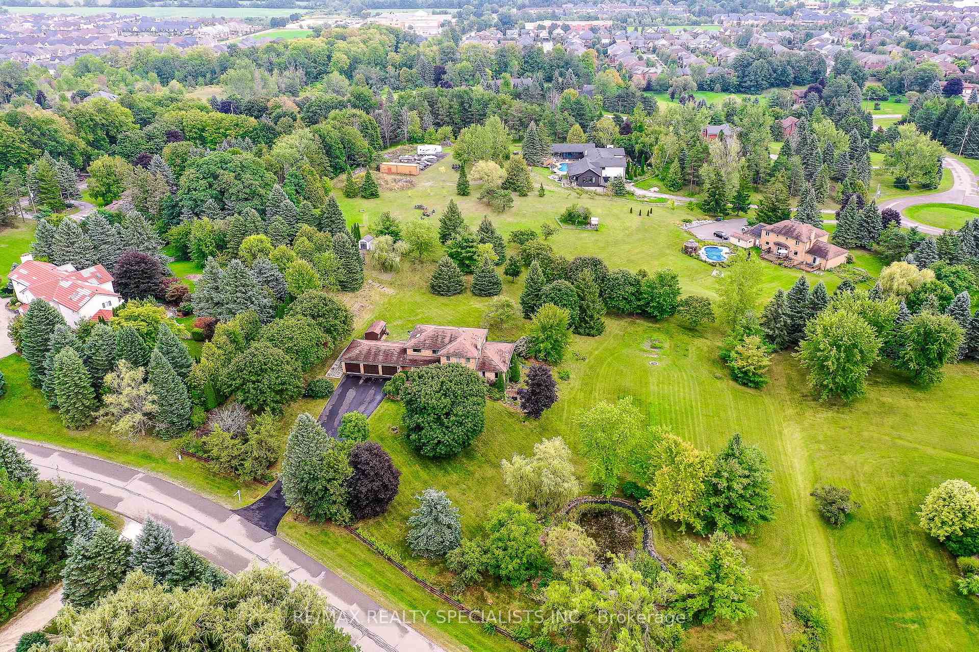 Photo 5 of 44 George Crescent, Caledon, Caledon East — HOMEH
