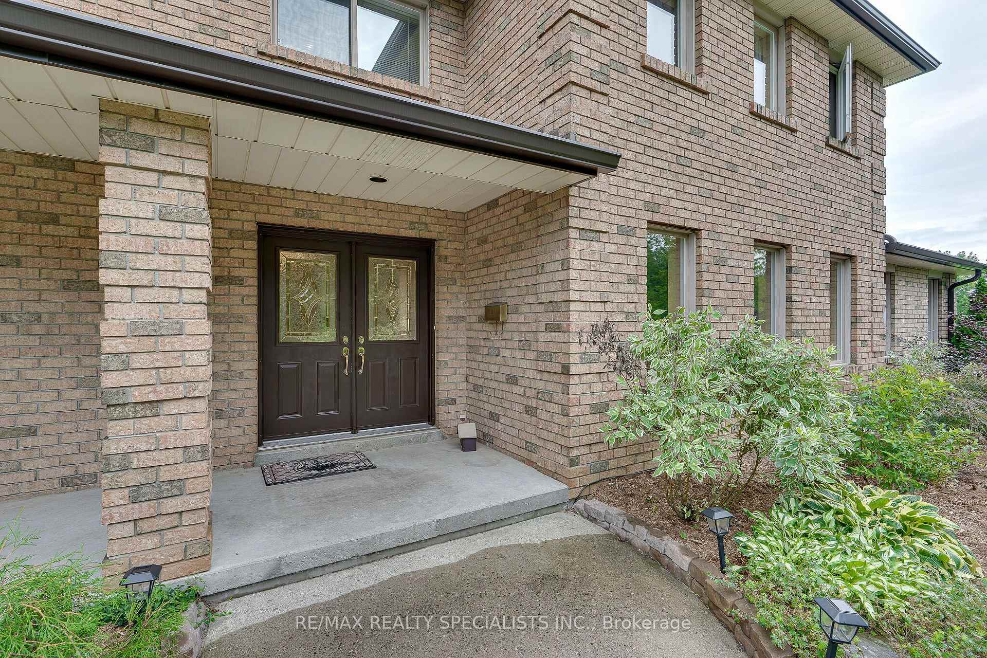 Photo 4 of 44 George Crescent, Caledon, Caledon East — HOMEH