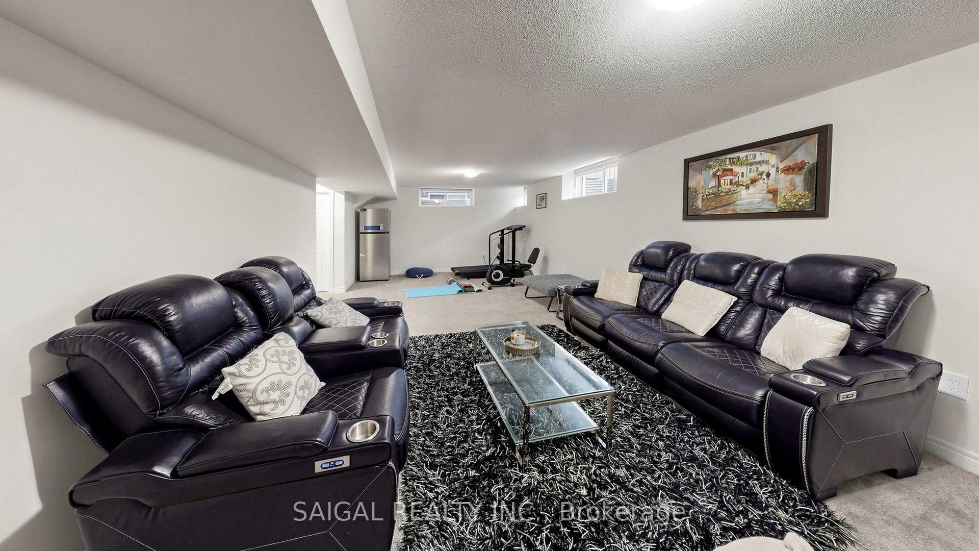 Photo 42 of 3913 Koenig Road, Burlington, Alton — HOMEH