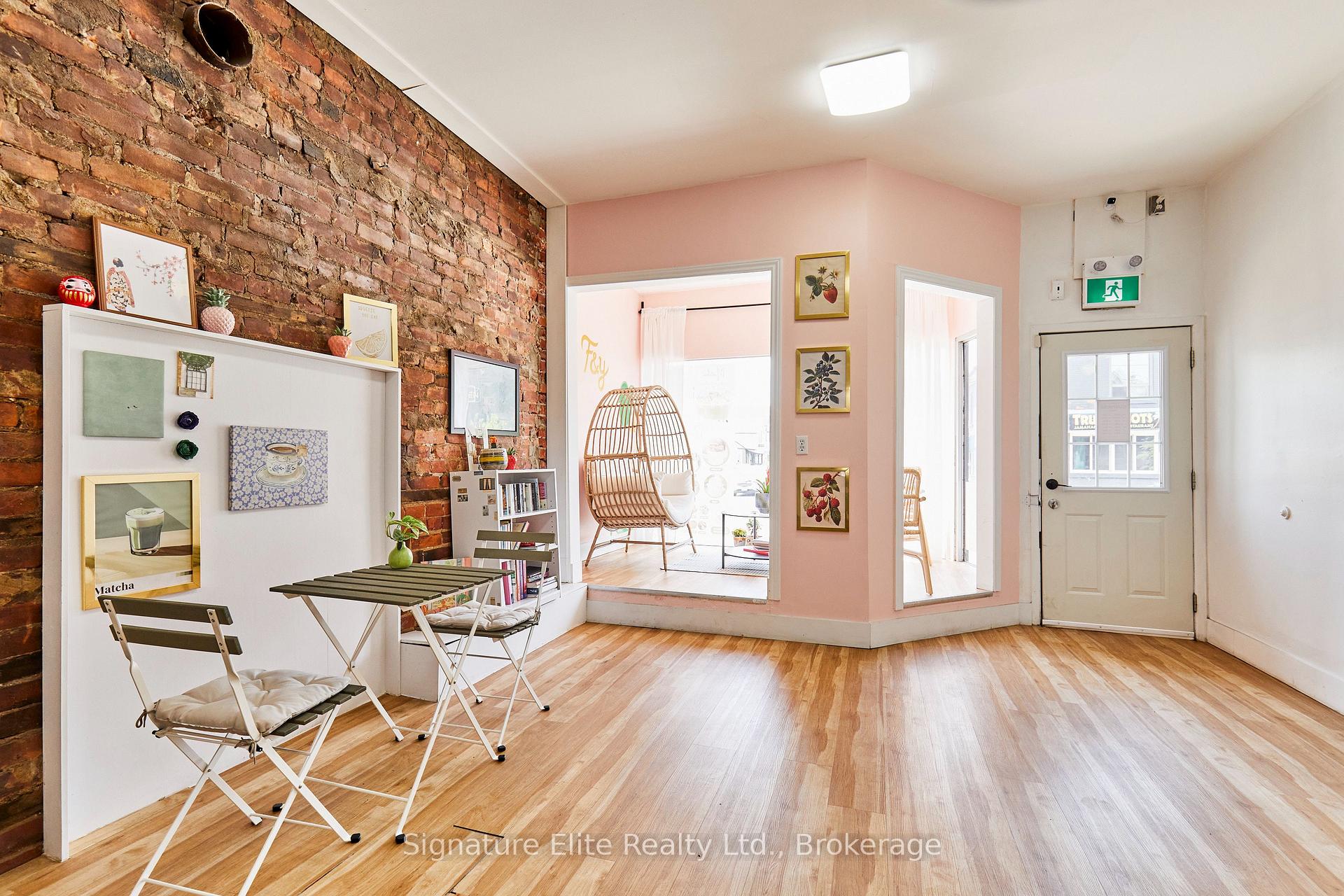 Photo 5 of 363 Barton Street E, Hamilton, Landsdale — HOMEH
