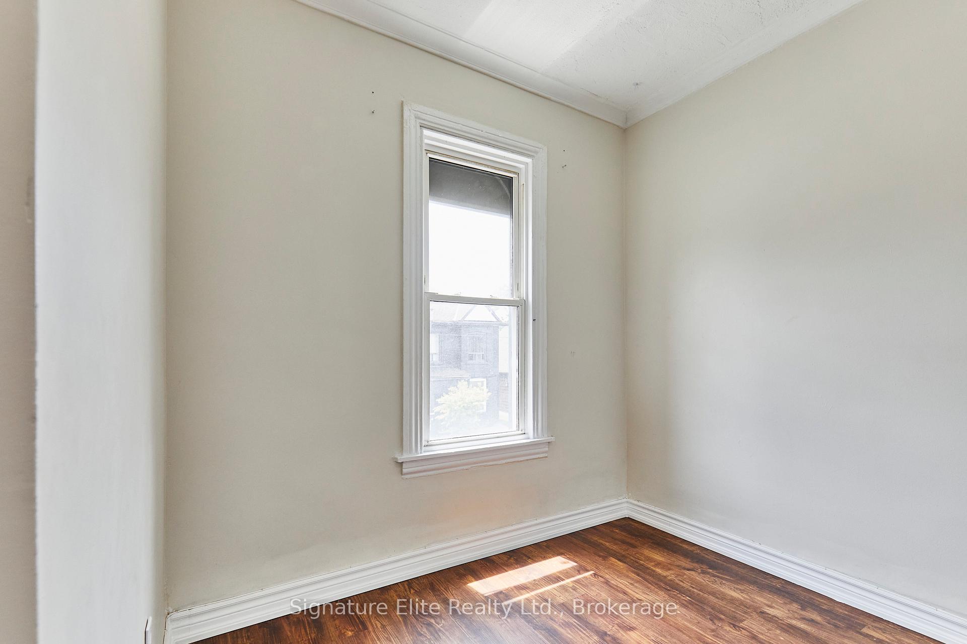 Photo 13 of 363 Barton Street E, Hamilton, Landsdale — HOMEH